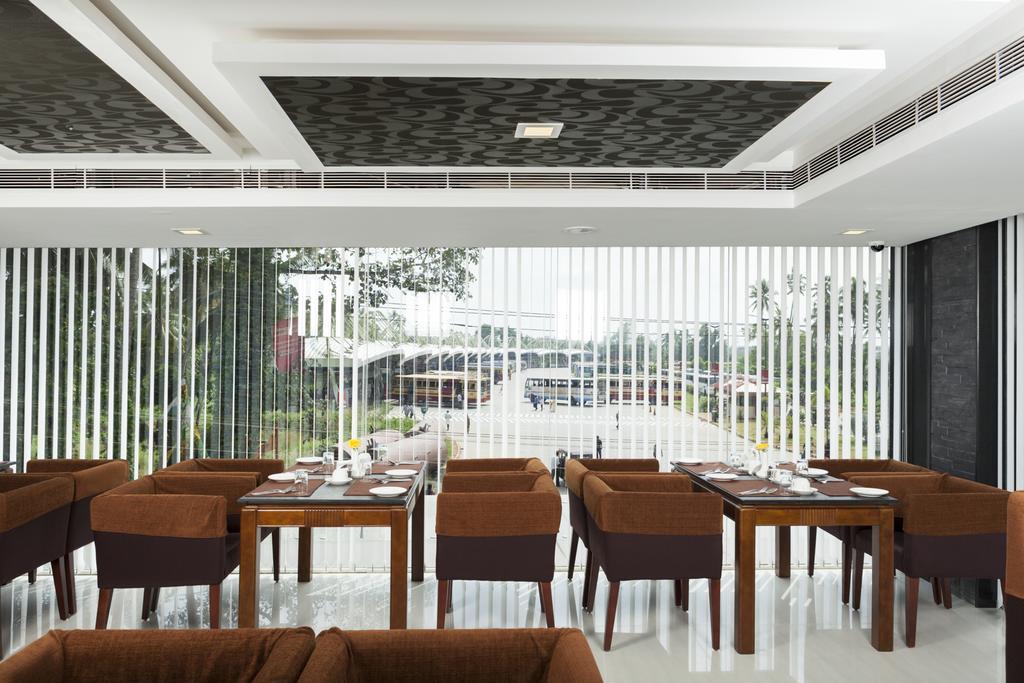 Abaam Cochin 4* Kochi