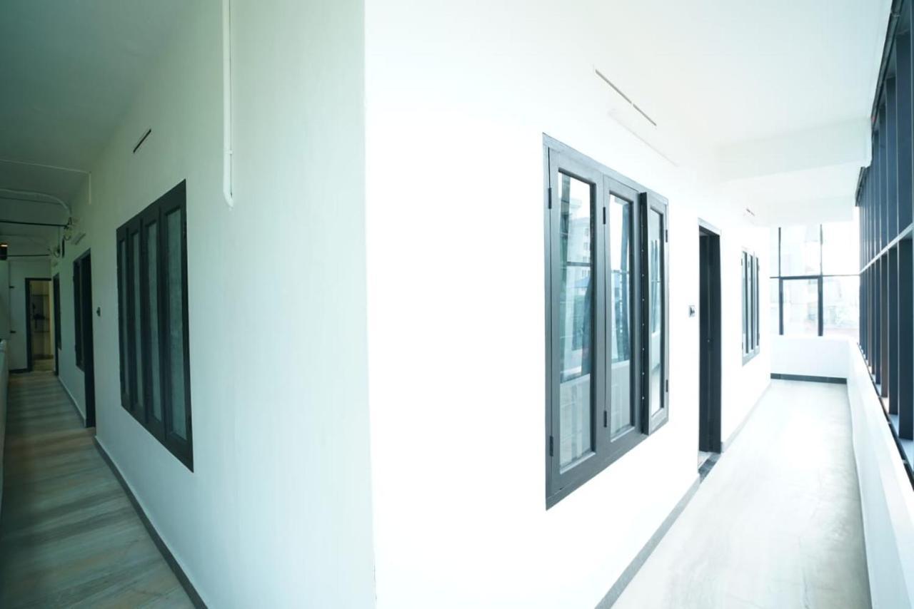 The Solo Retreat Hotel