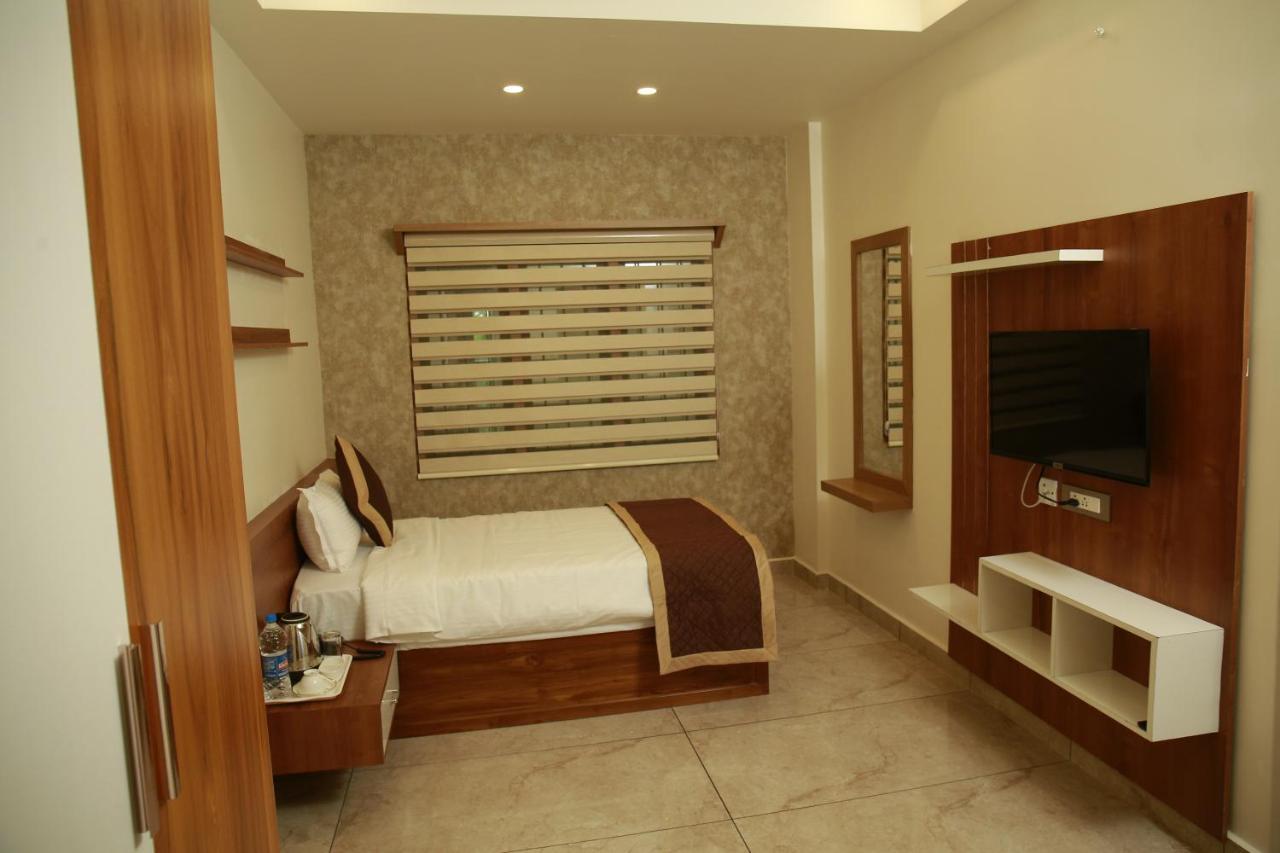Ags Residency 3*