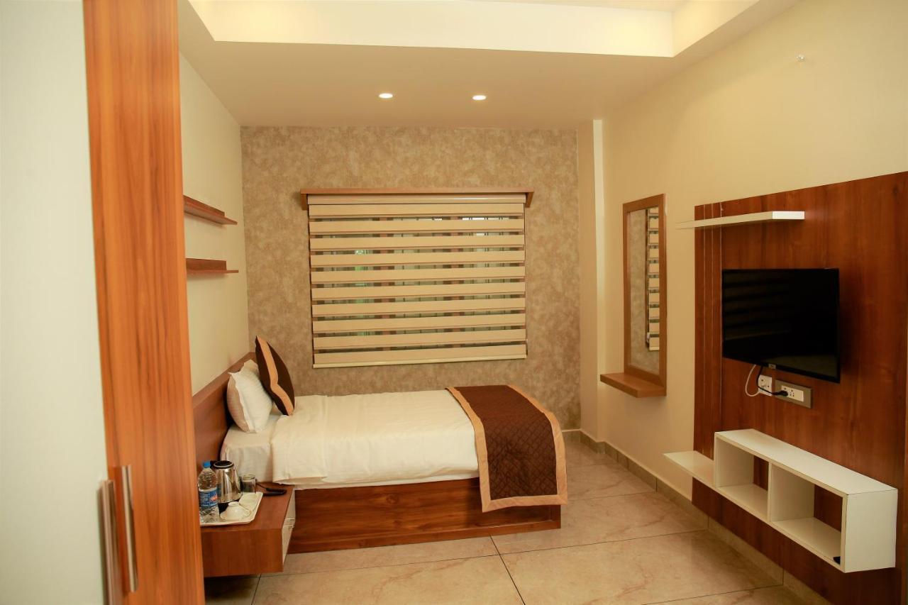 Ags Residency 3*