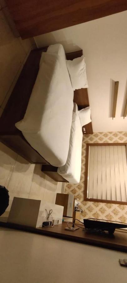 Hotel Ags Residency 3*