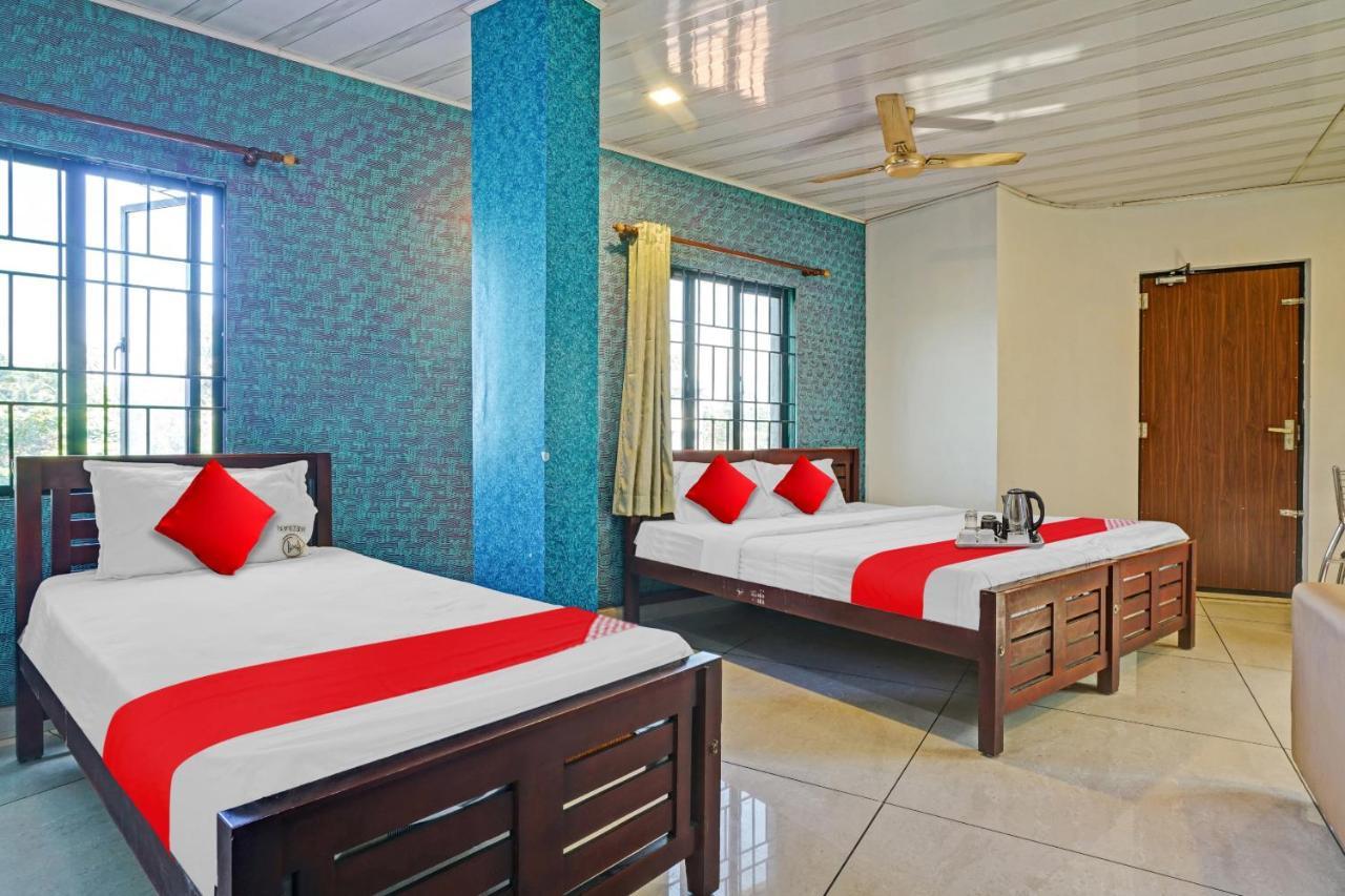 Hotel O Mezban Grand Kochi
