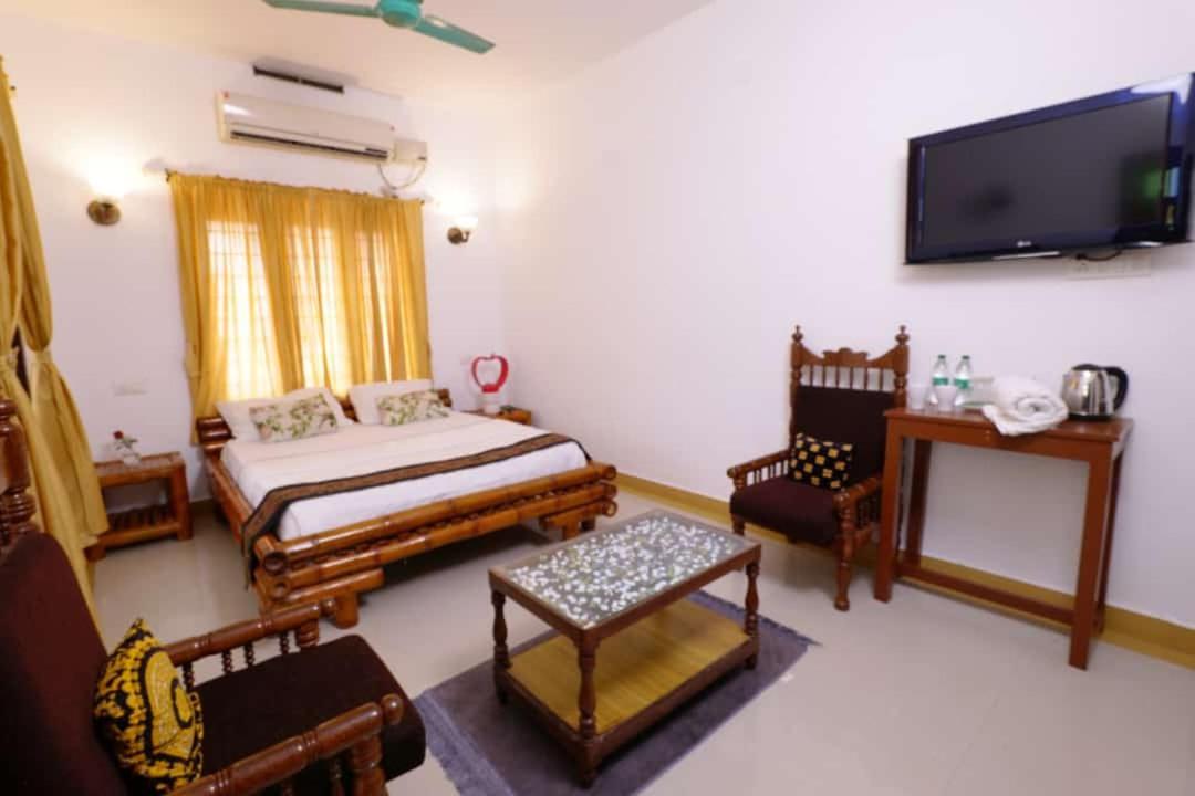 Peter's * Kochi