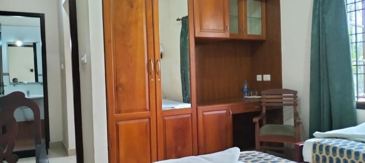 Elim Homestay *
