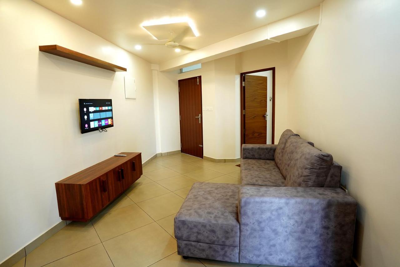 Kadampanattu's Apartment
