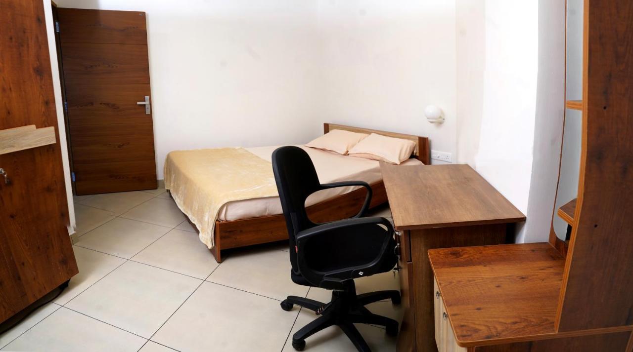 Apartment Kadampanattu's *
