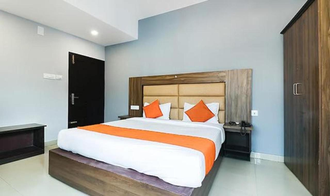 Queens Residency - Hotel