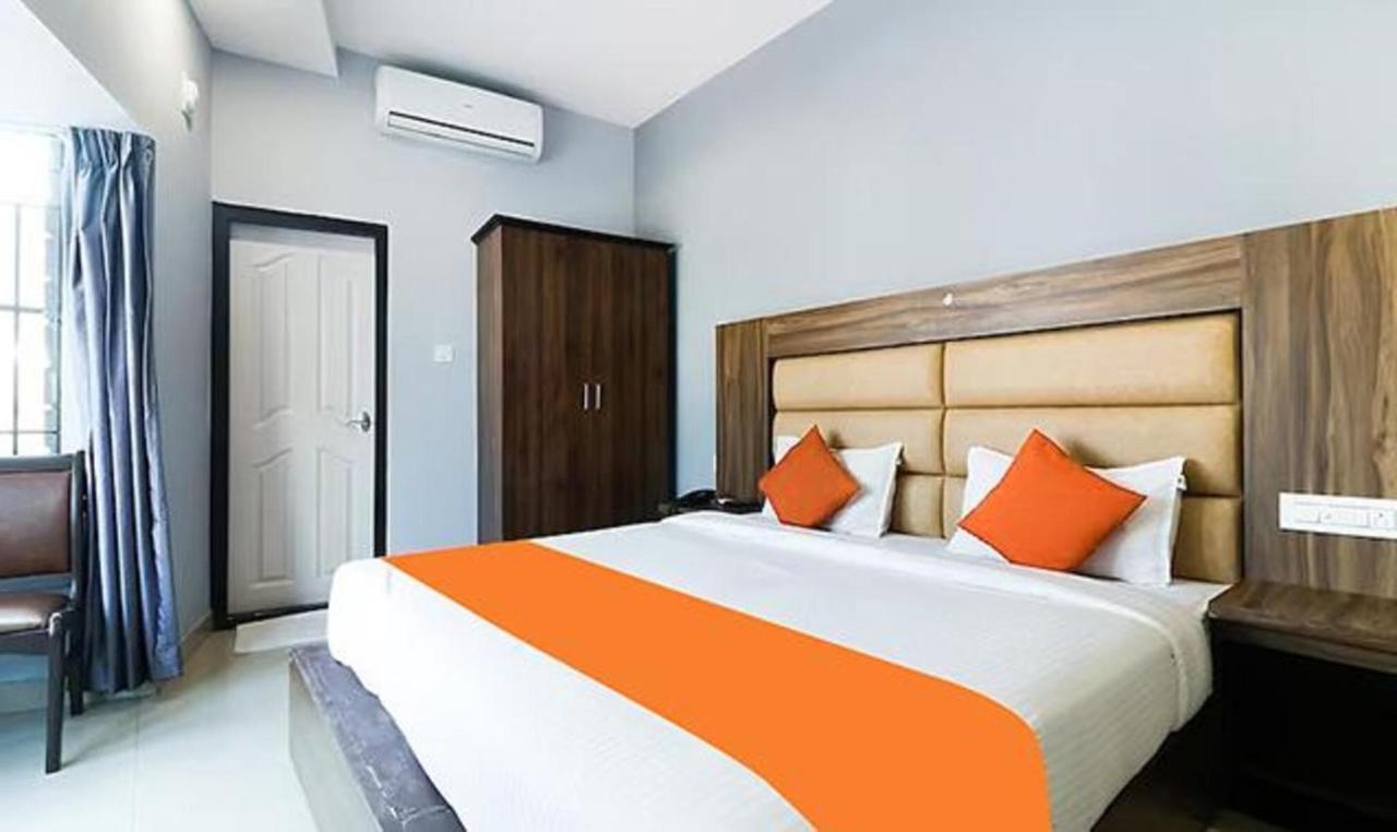 Queens Residency -