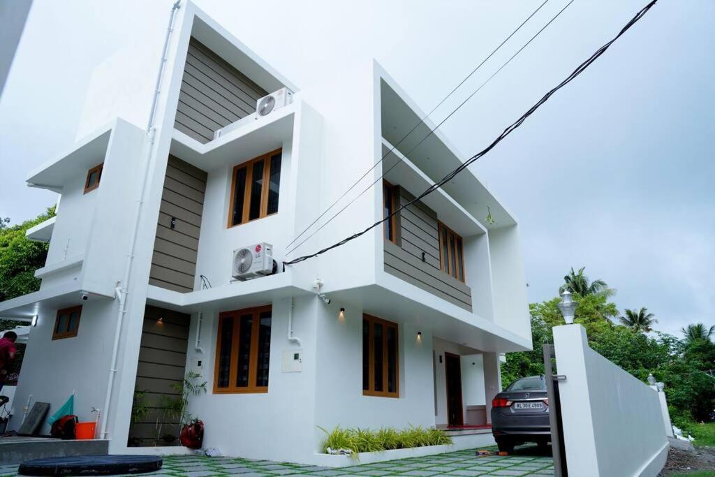Crystal Suite1 Ground Floor Villa