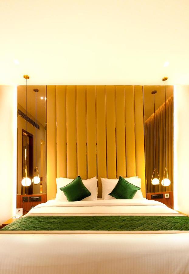 Hotel Travancore Court