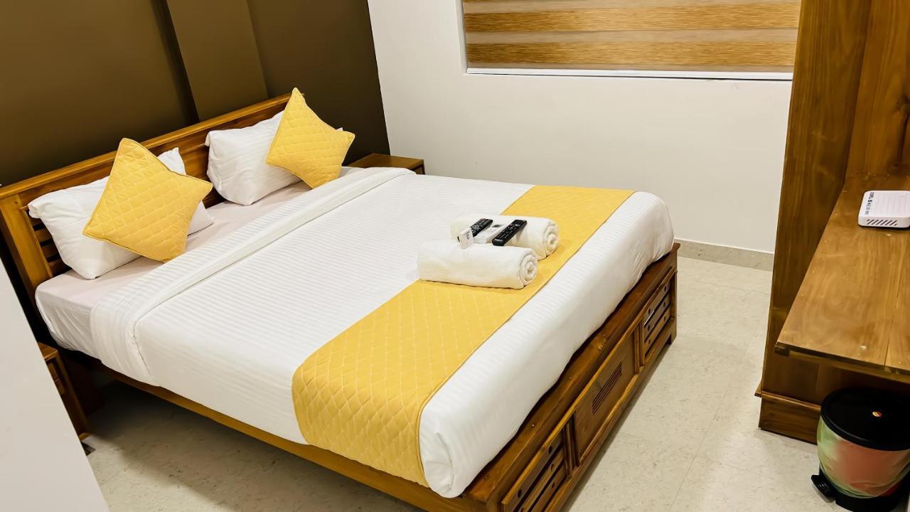 Hotel Emerald