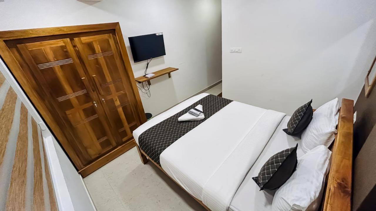 Emerald Hotel