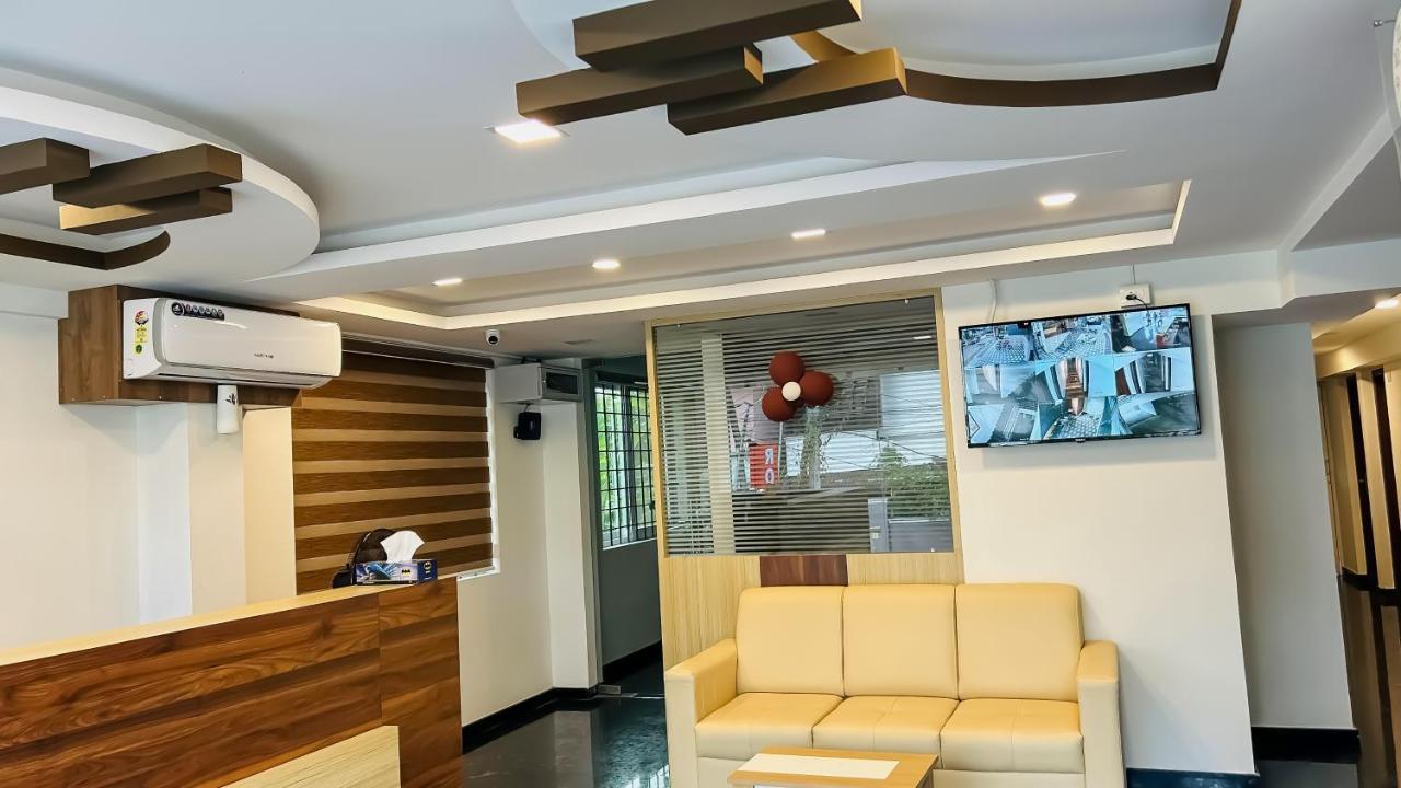 Emerald 2* Kochi