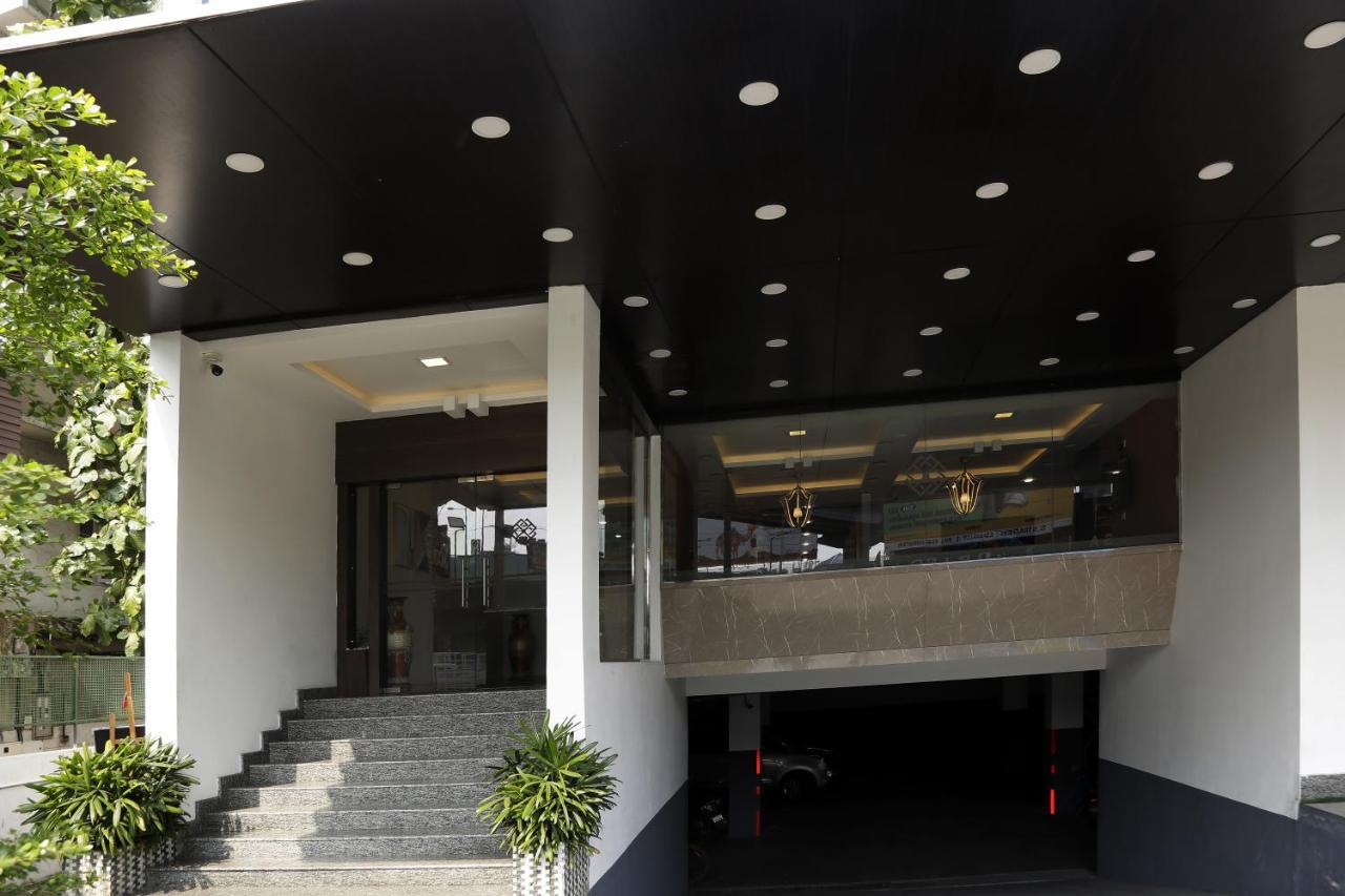 Esquina Residency Kochi