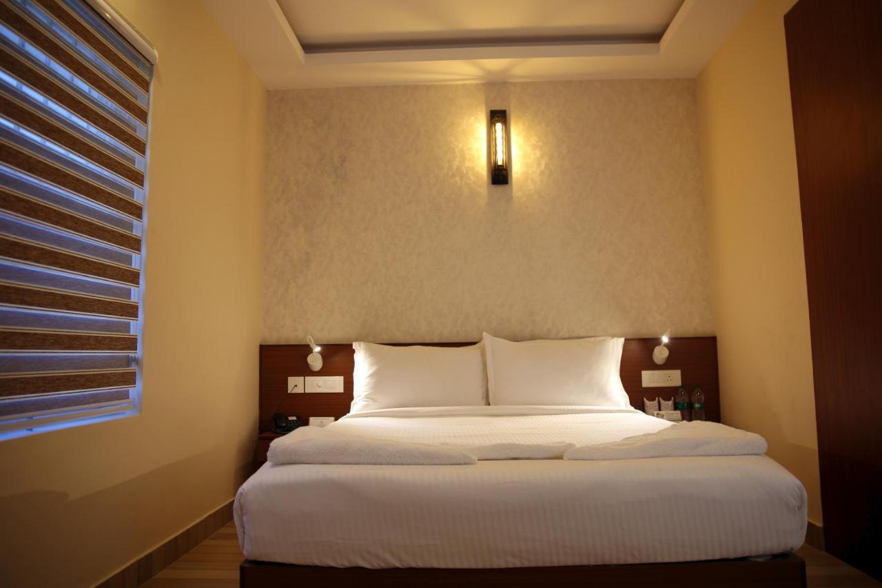 Hotel Dchandelier 3*