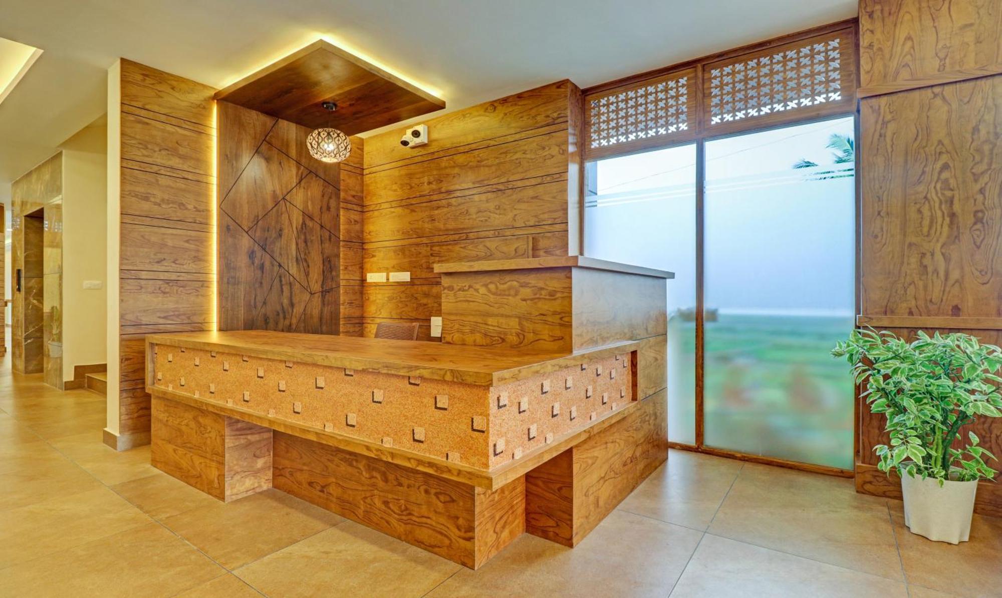 Hotel Treebo Golden Terminal, Airport 3*