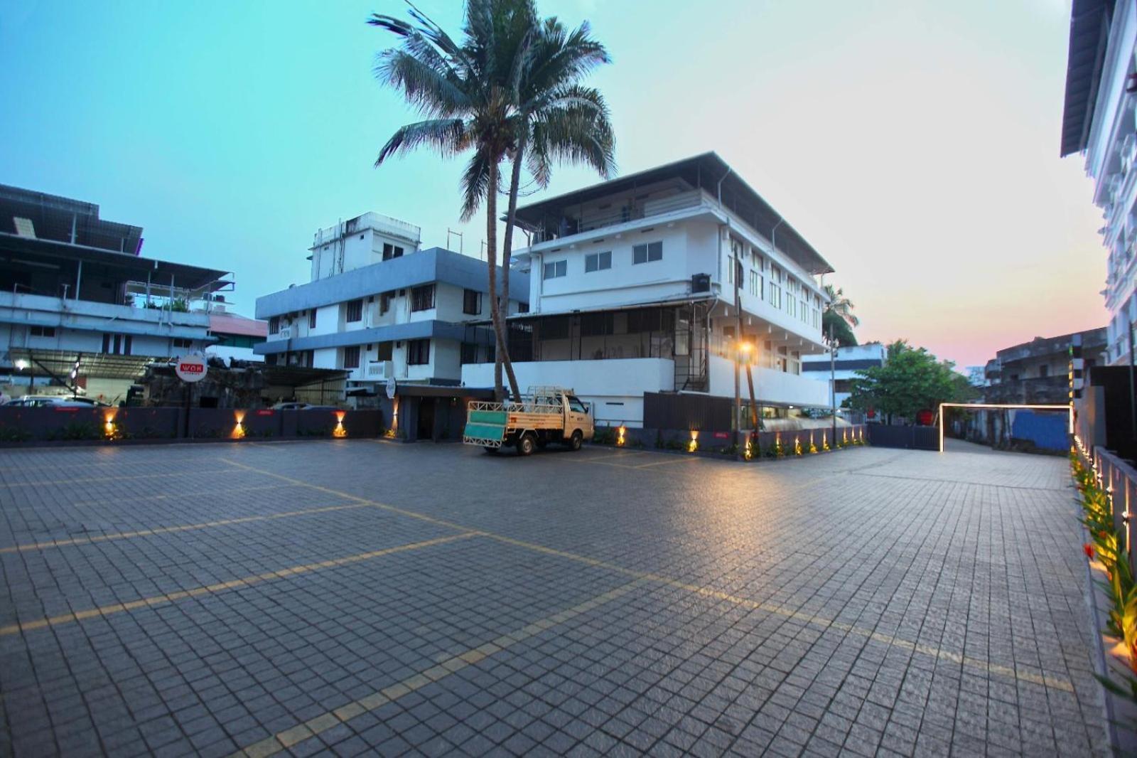 Park Residency Hotel 3*