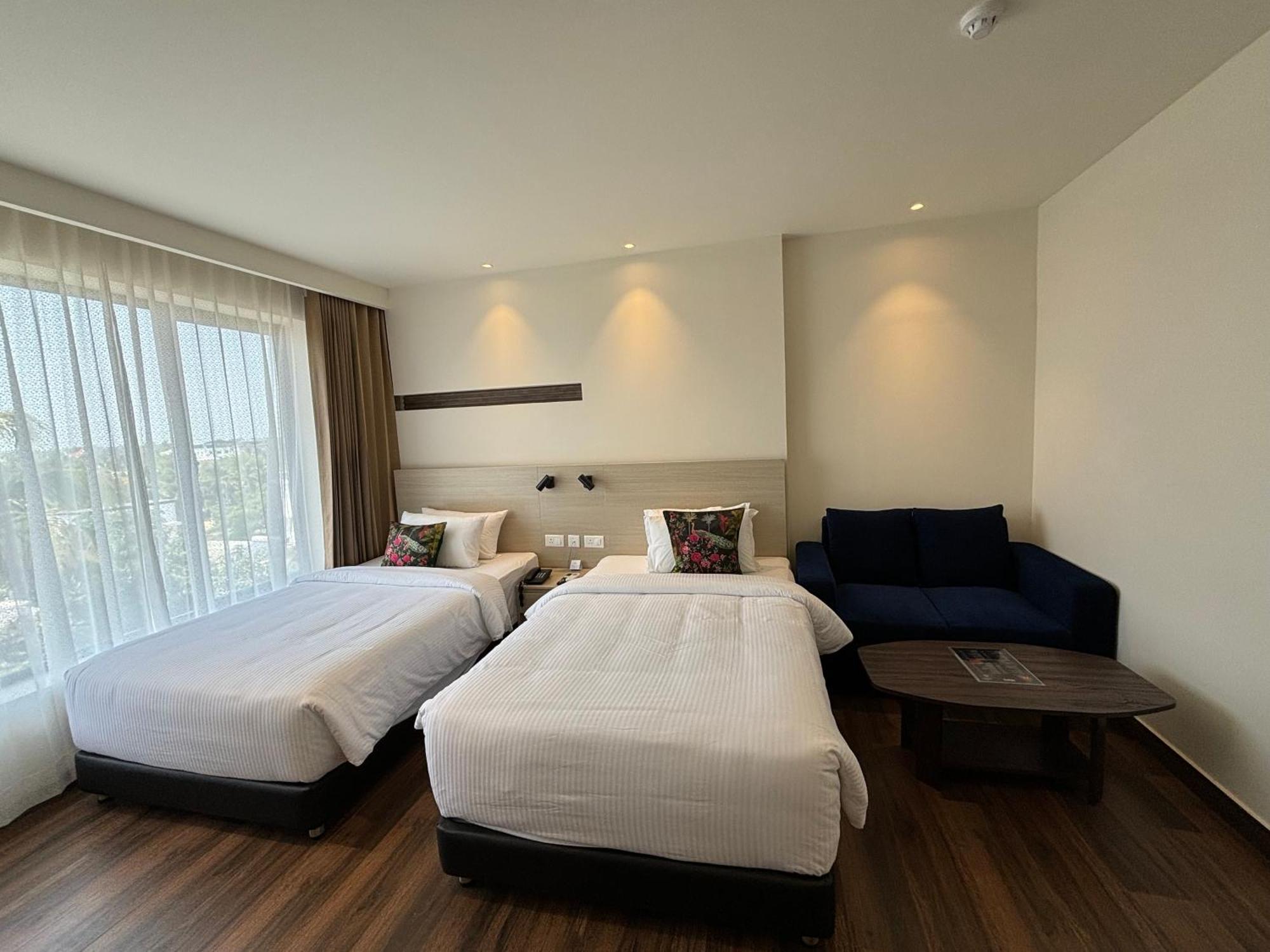 Presidency Airport Hotel 4*