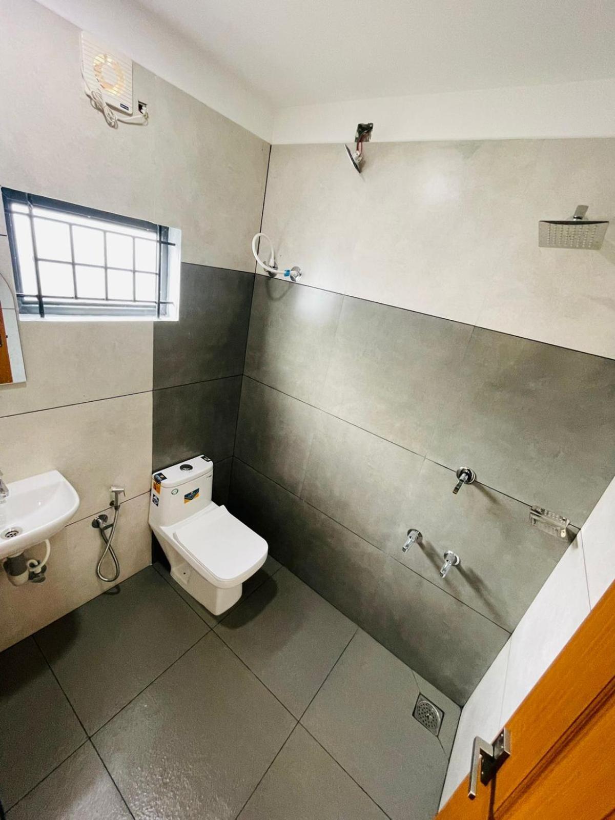 Asian Nest Serviced Kochi