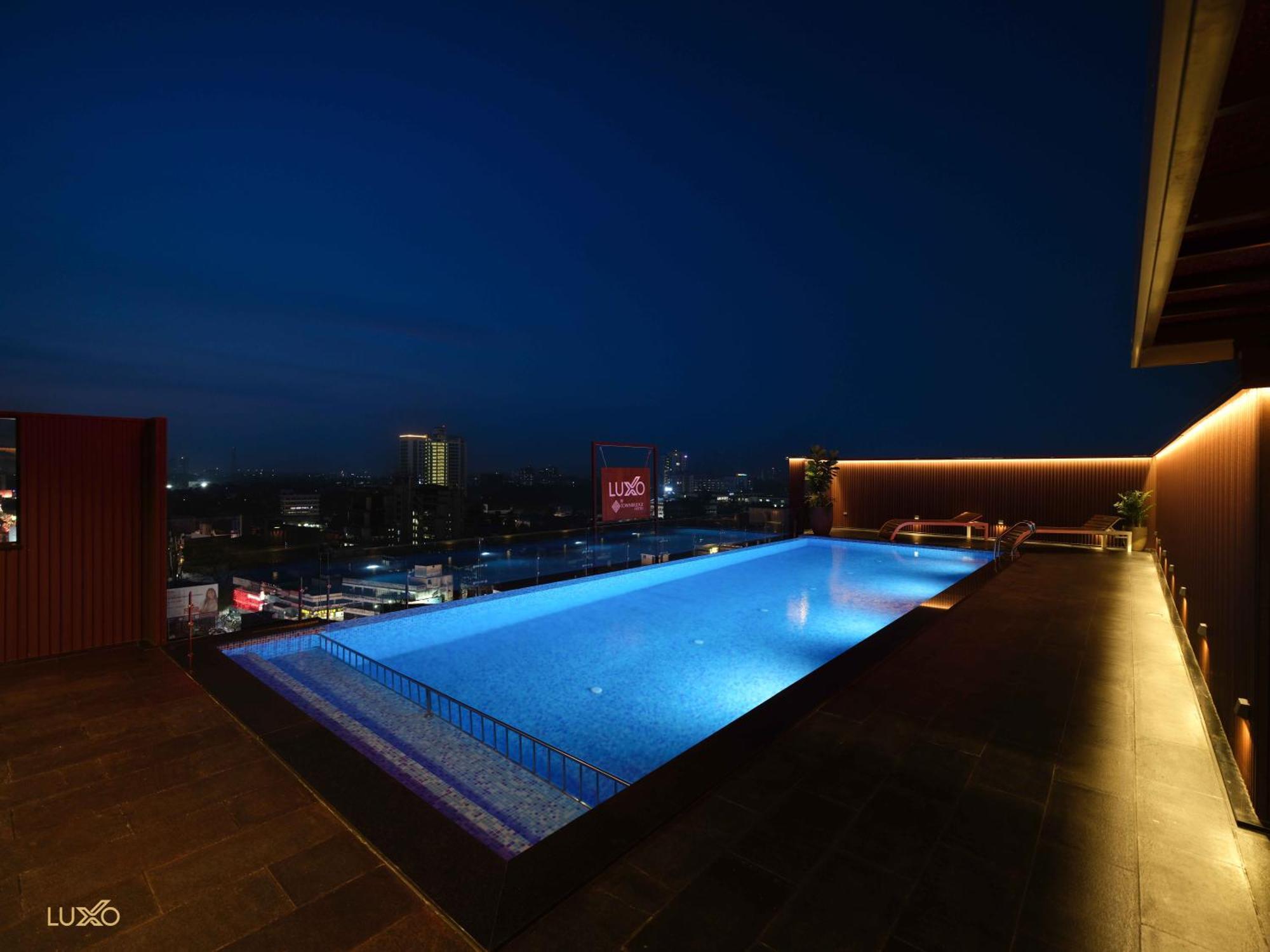Luxo Hotel