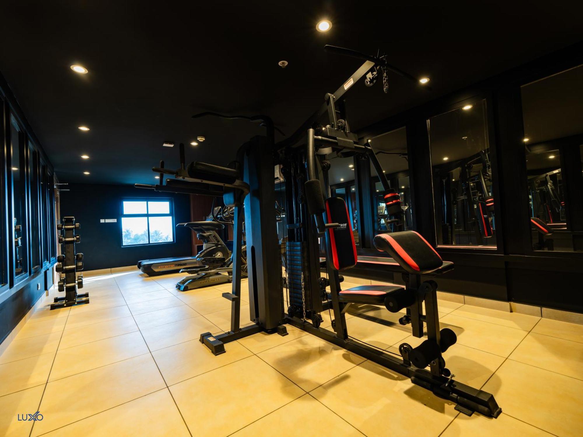 Luxo Hotel 4*