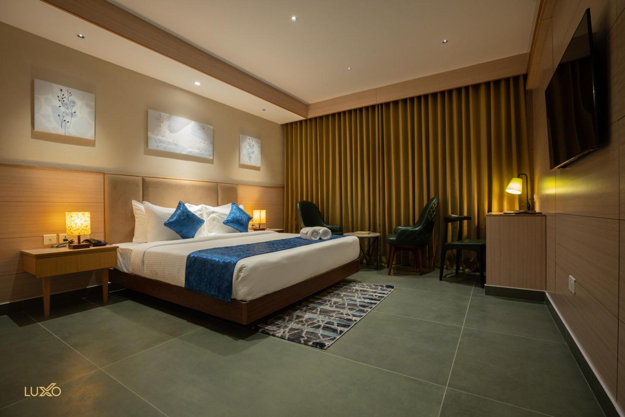 Luxo Hotel 4*