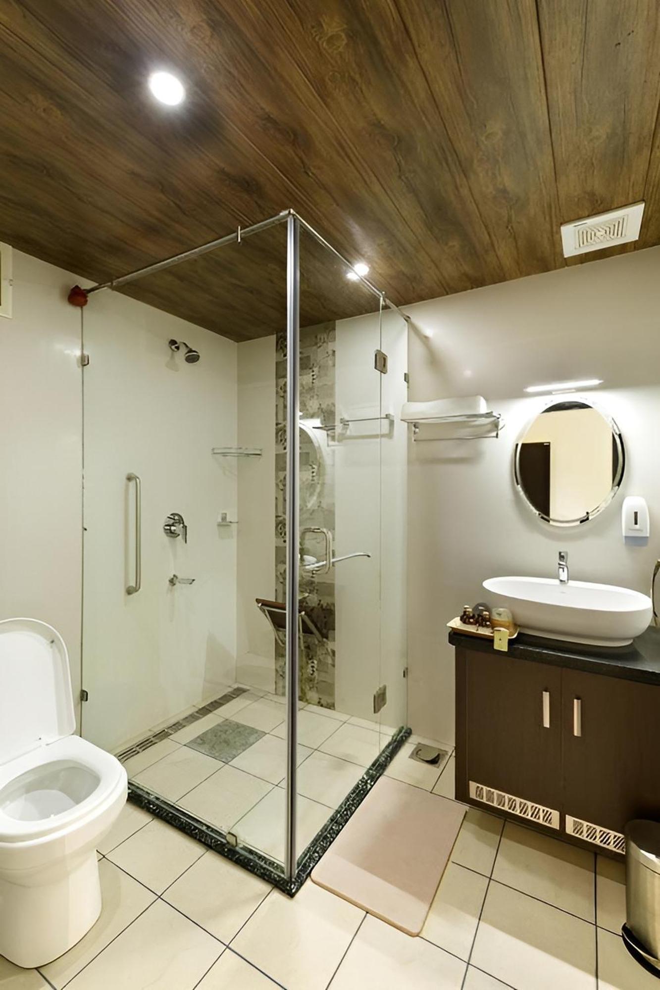Hotel Lhasa Ayurveda And Wellness - A Blusalzz Collection, Kochi, Kerala