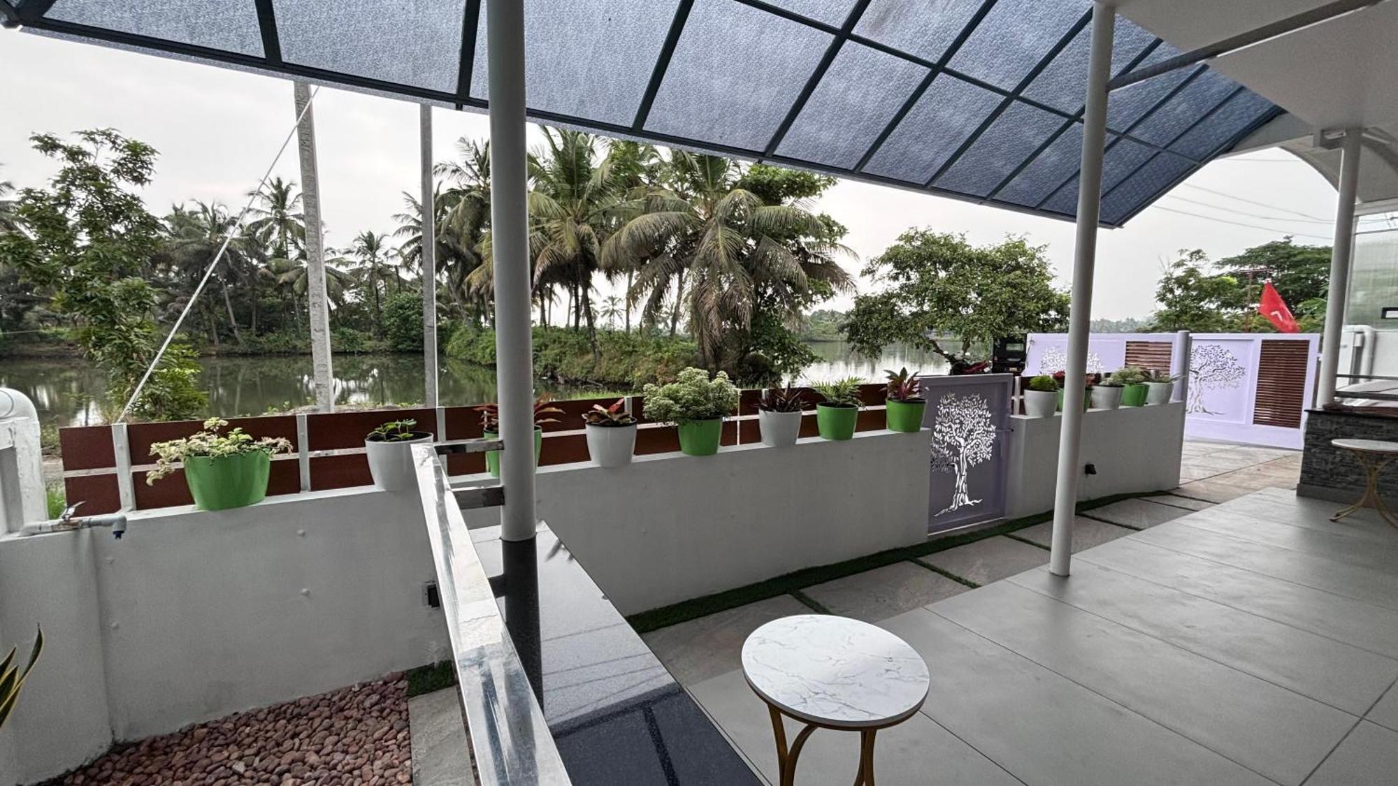 Homestay Mali