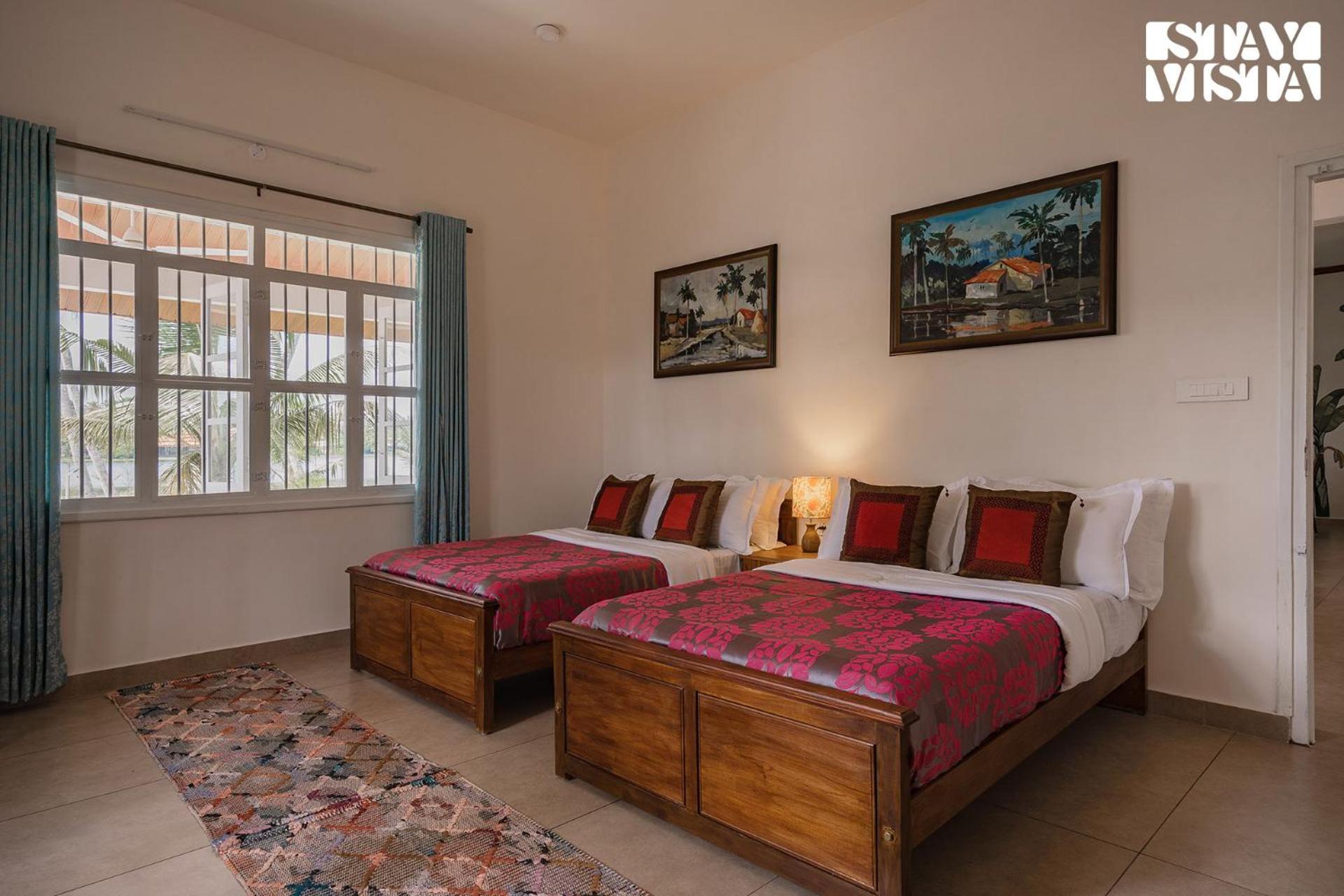 Villa Aqua Vista Riverview By Stayvista - Private Pool Kochi