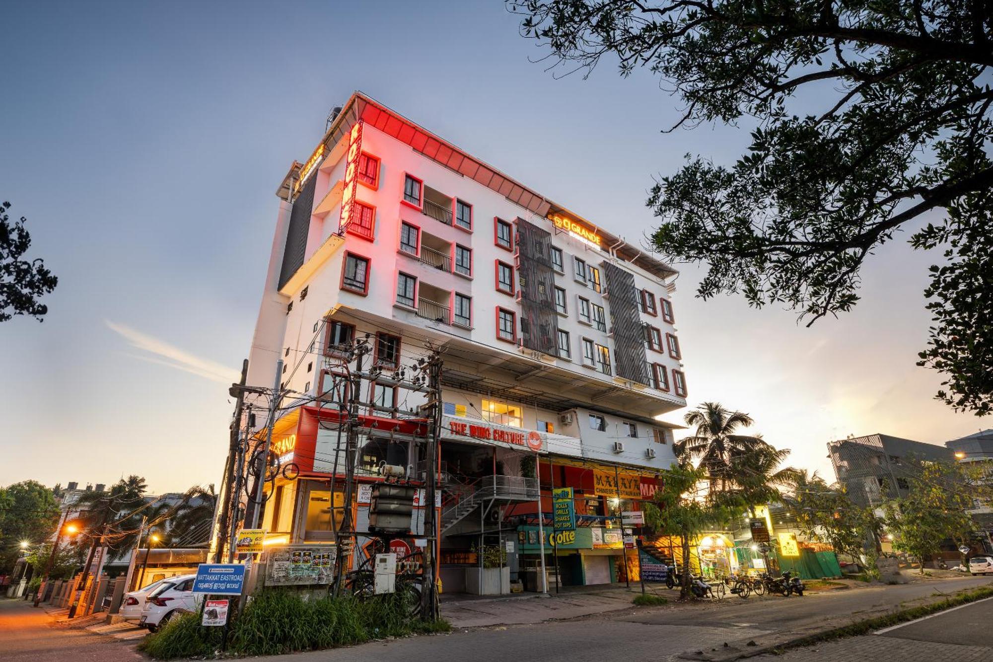 Cj Grande By Jesway & 3* Kochi