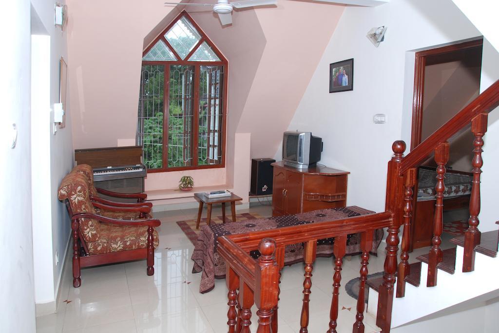 Homestay Leelu