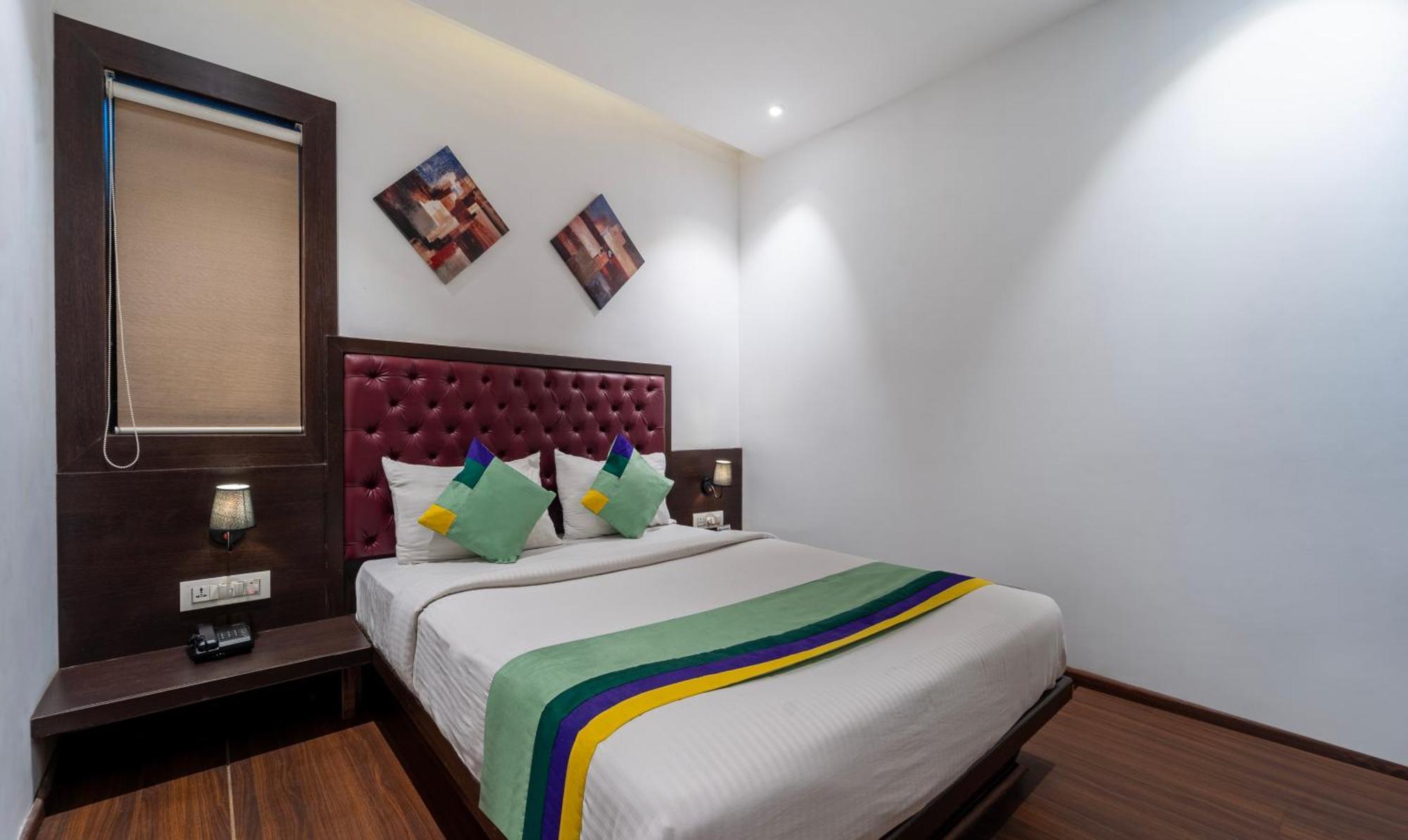 Hotel Treebo York By D2v,