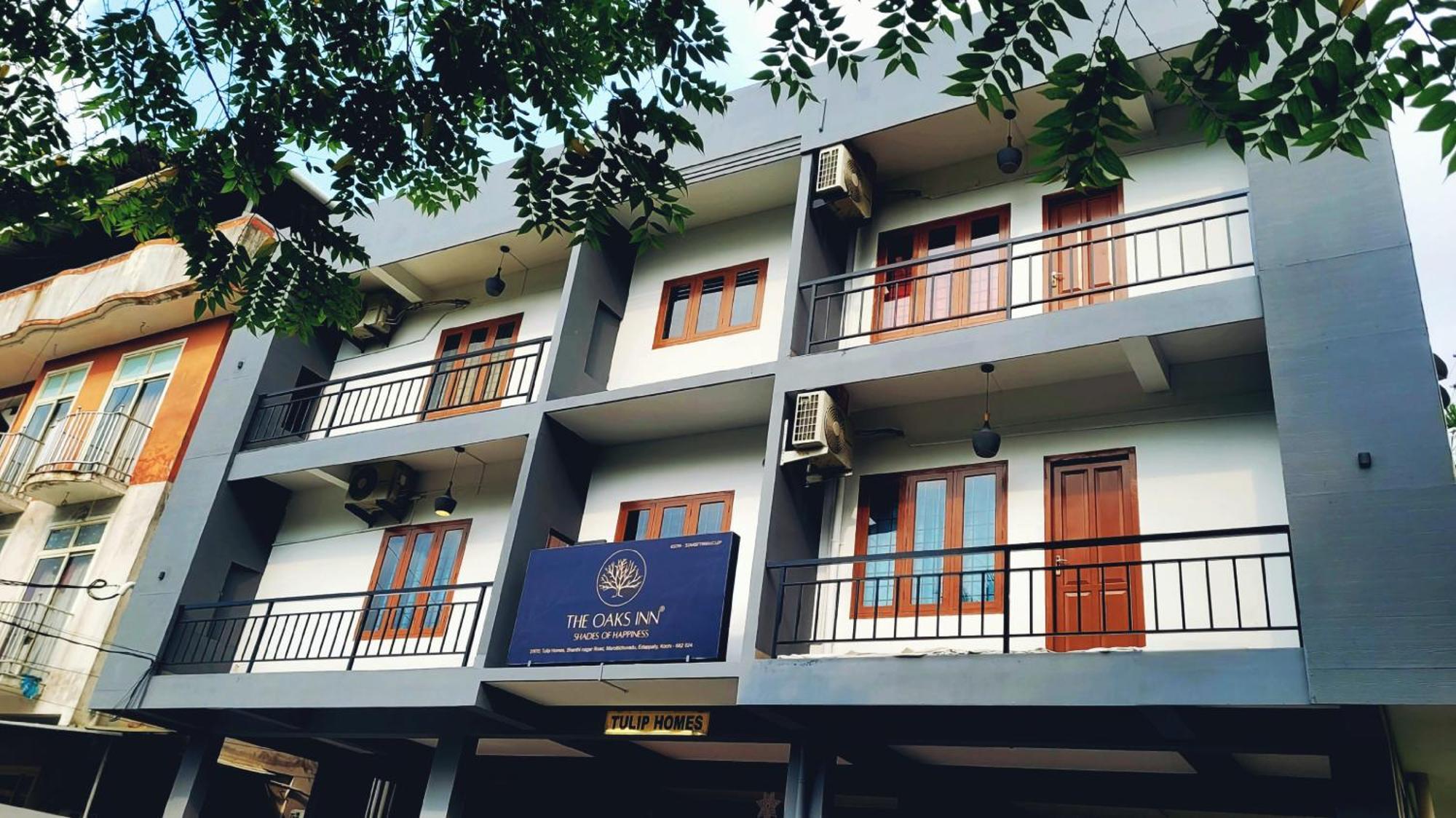 Apartment Tulip Homes By The Oaks