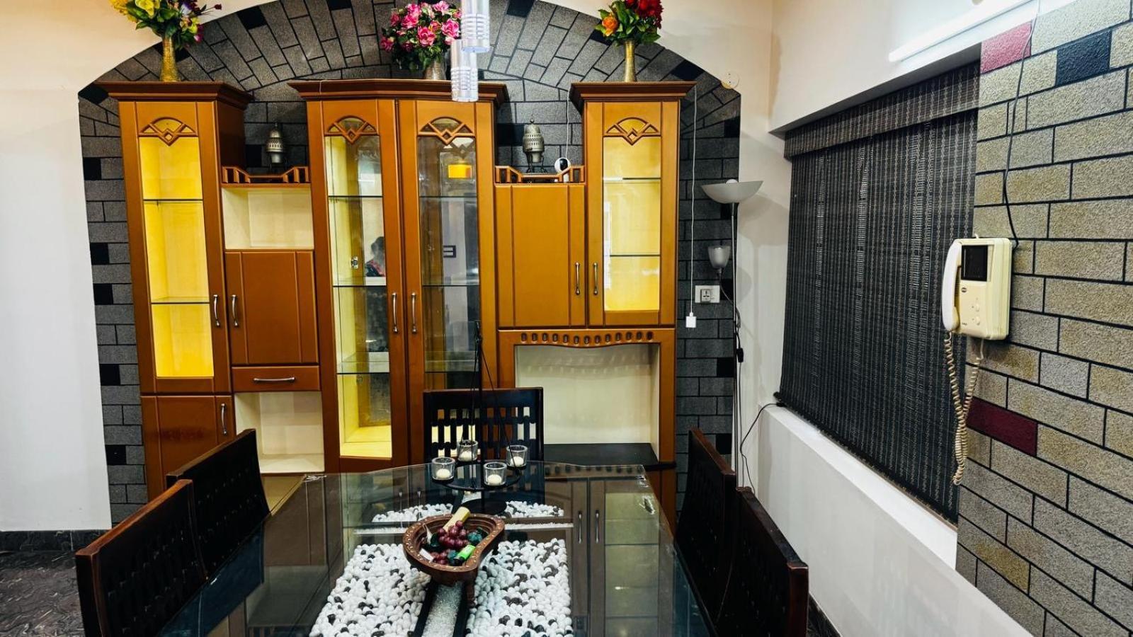 Chilanka Place Away From - Ernakulam- Kerala *