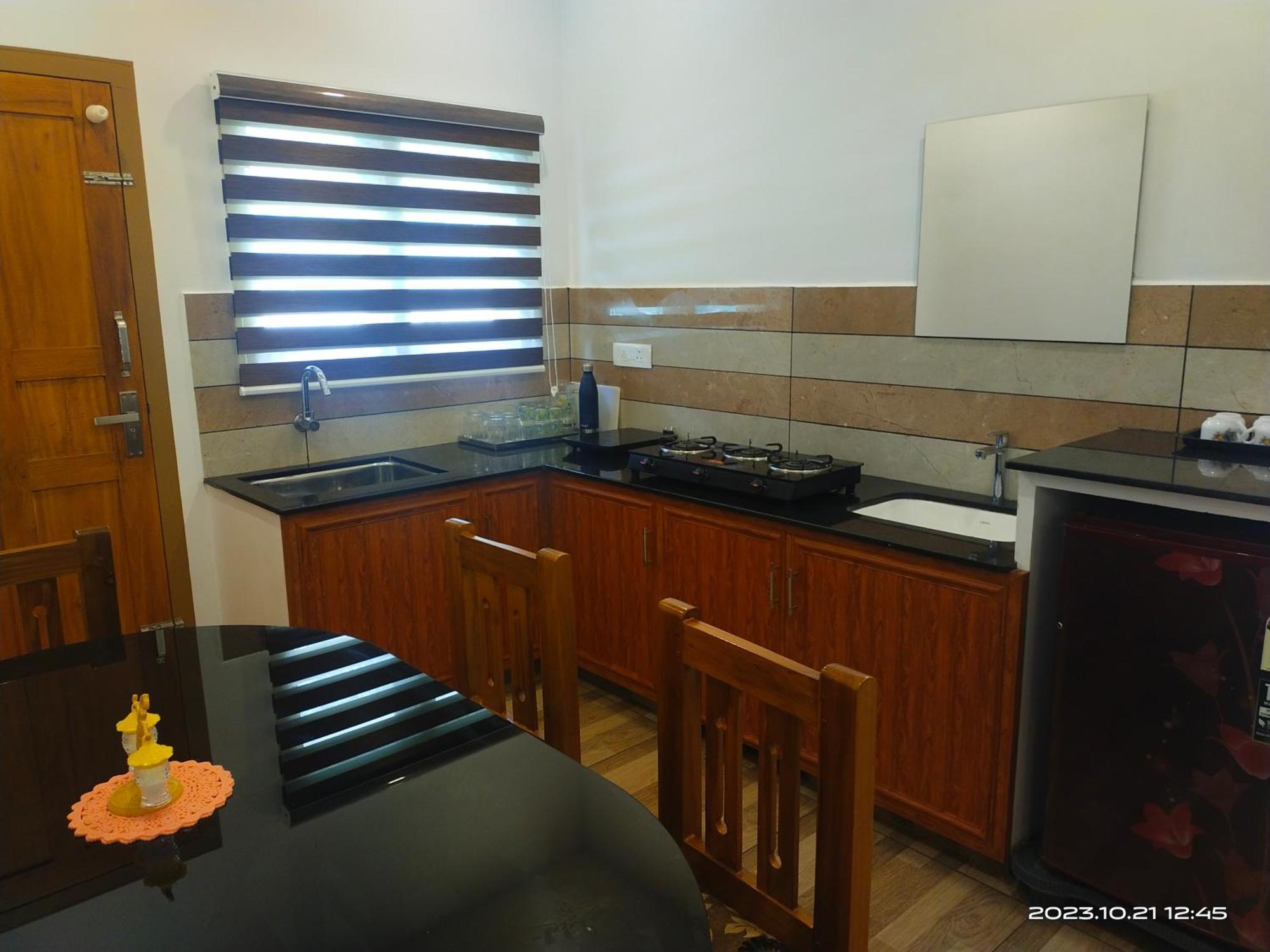 Homestay Merlys Fruit Garden Kochi
