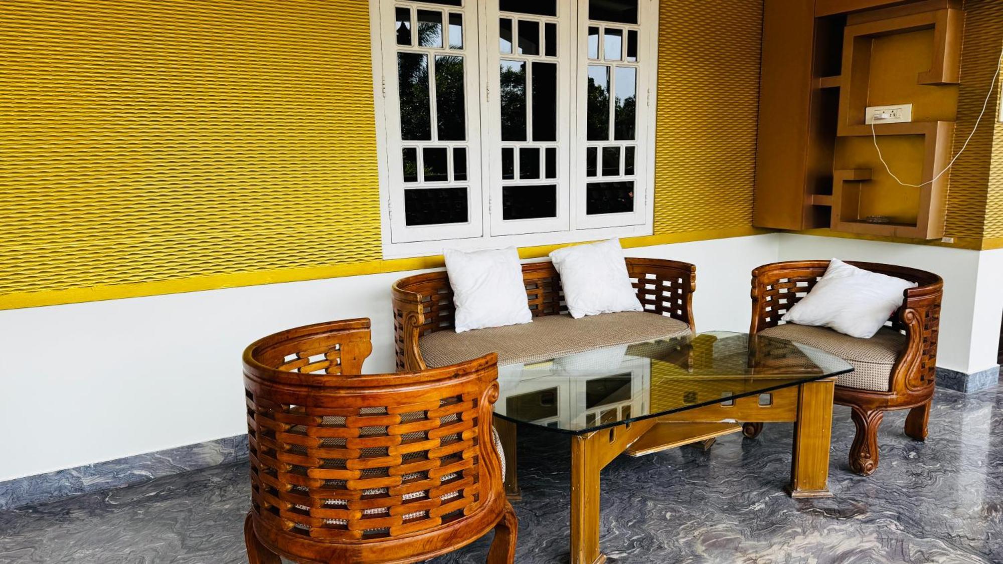 Villa Chilanka Place Away From - Ernakulam- Kerala Kochi