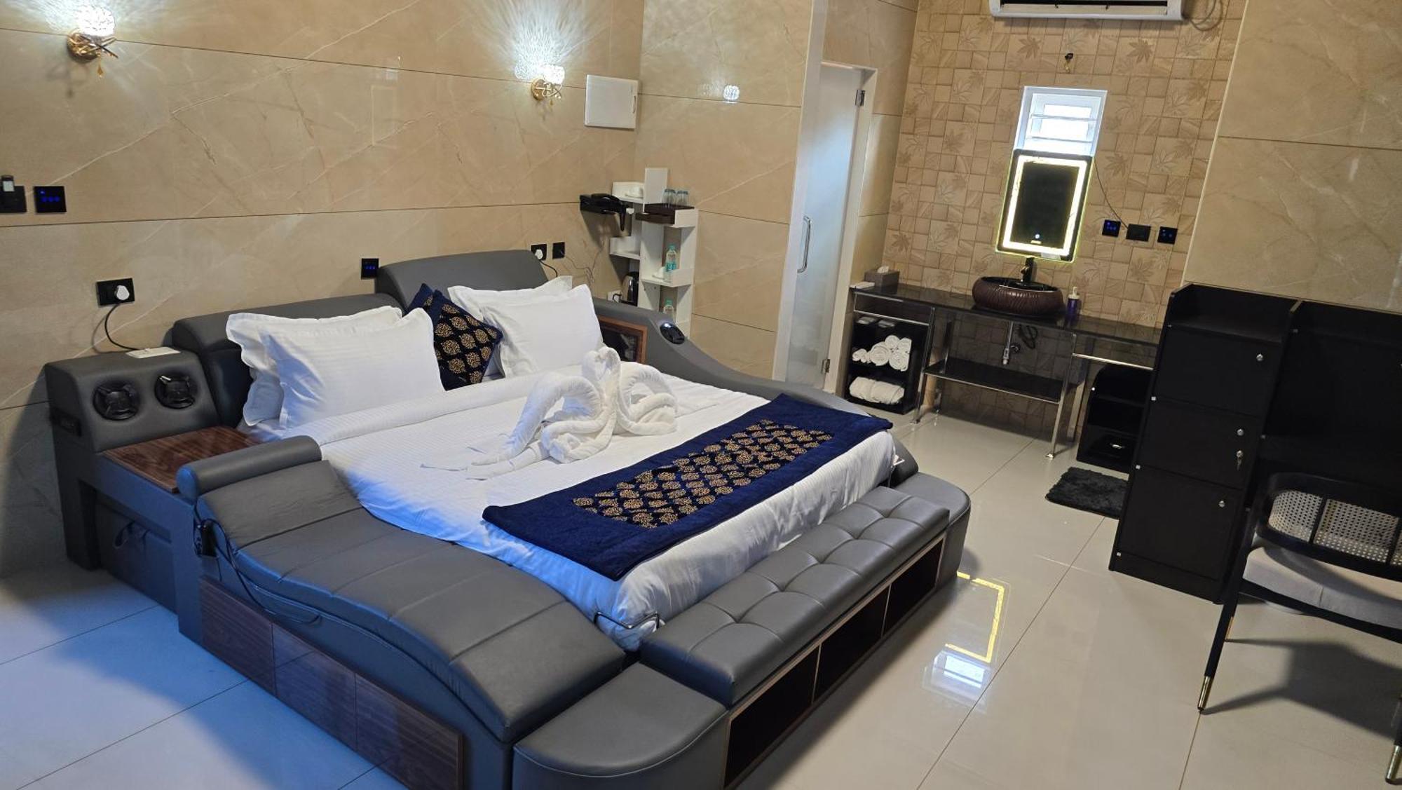 Willington & Harbour View Residency Kochi