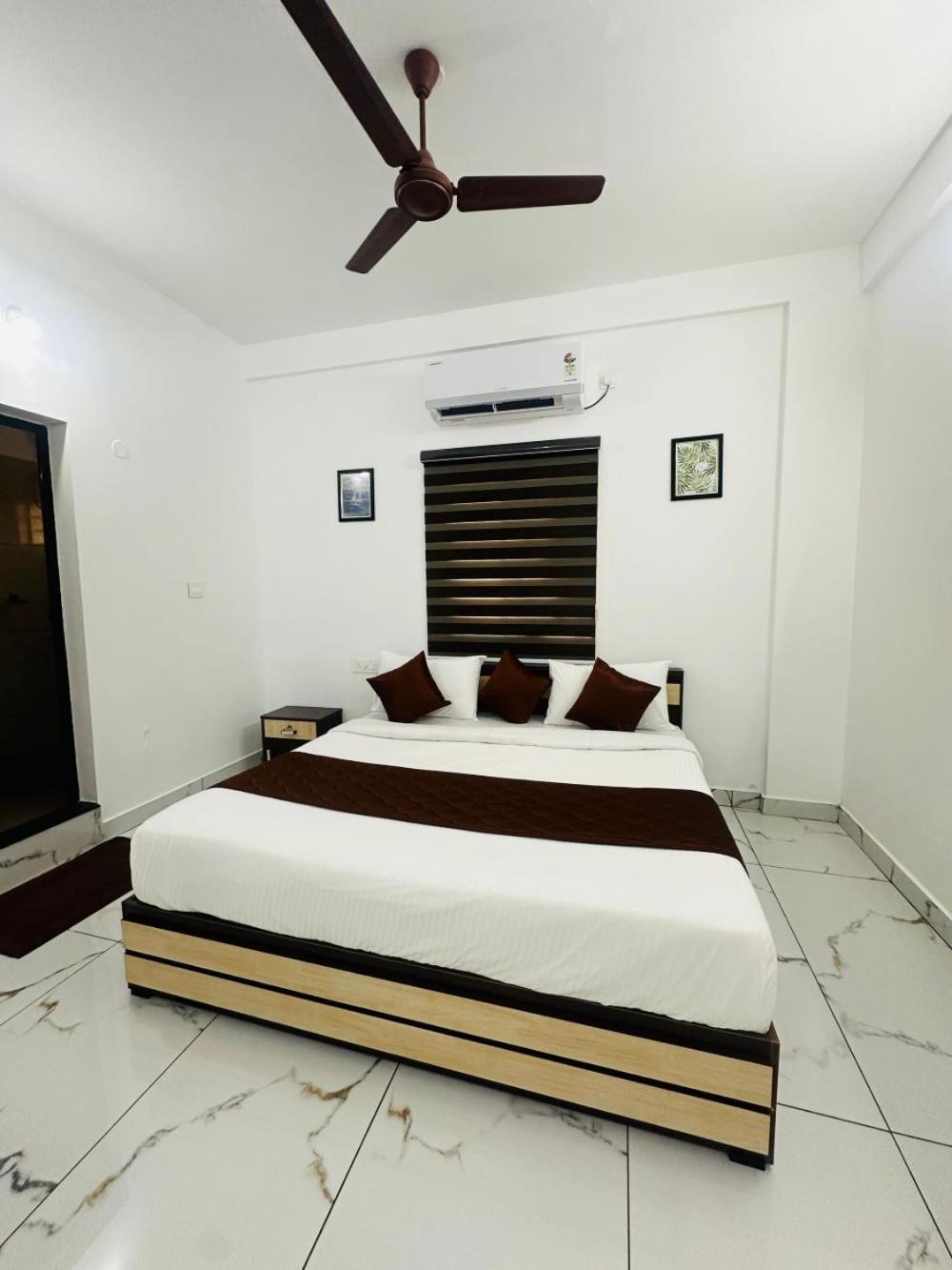 Gold Suite, Kakkanad 3* Kochi