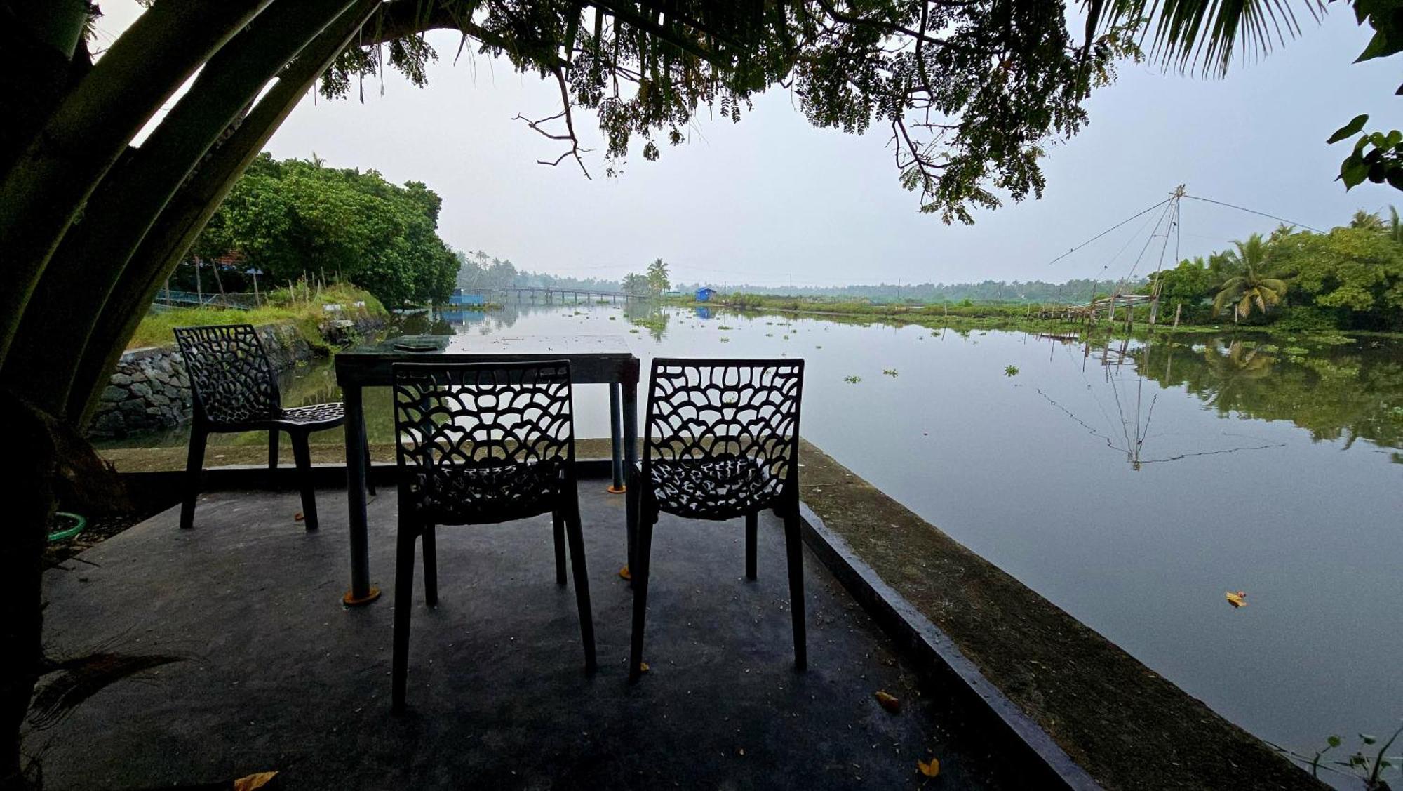 Pradeep's Backwater * Kochi