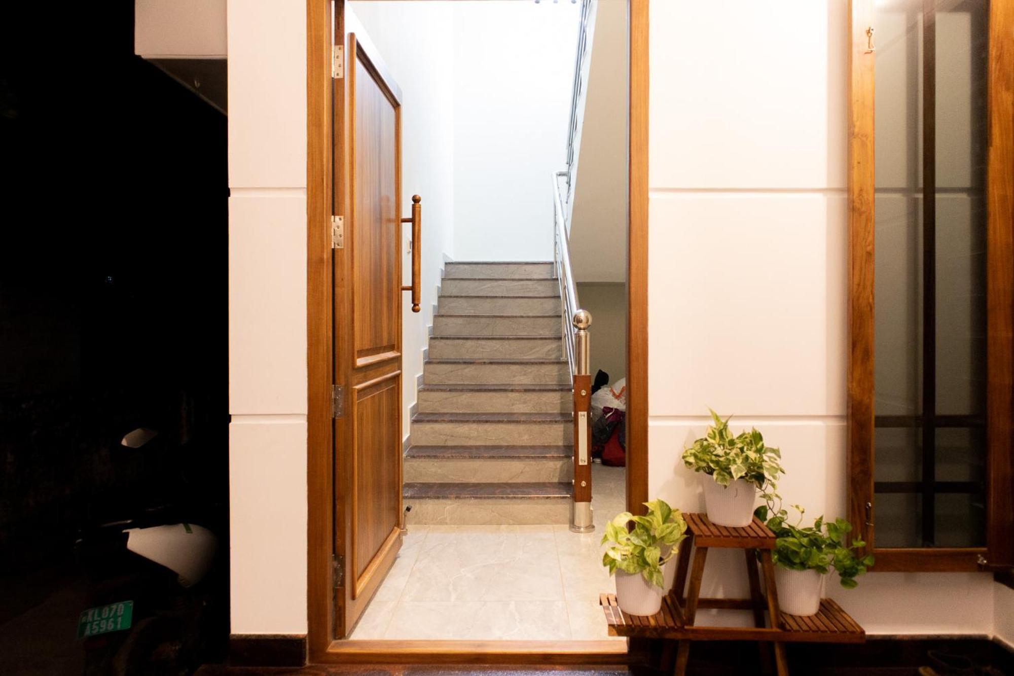 The Casa Vista, Kaloor Villa *