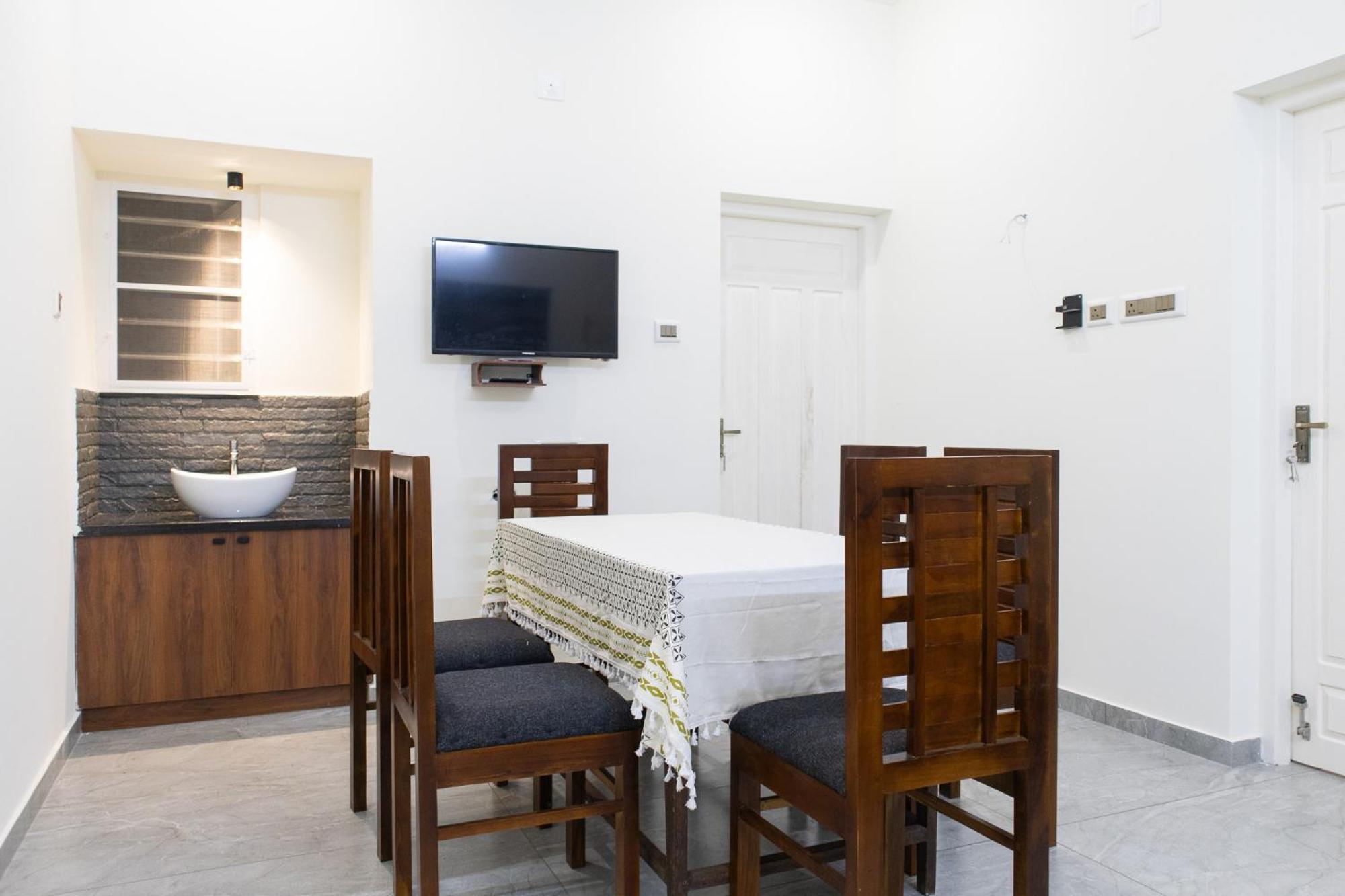 The Casa Vista, Kaloor Villa Kochi