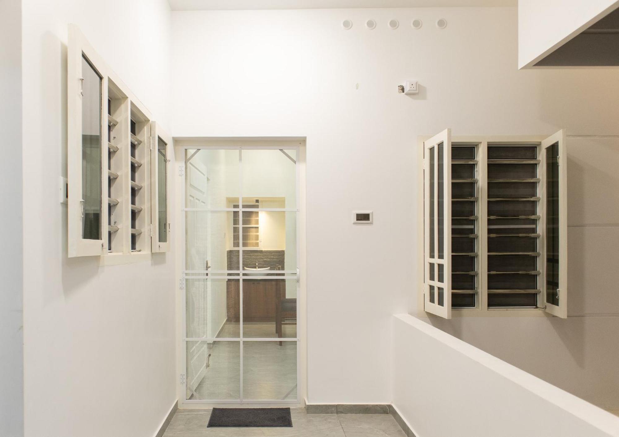 The Casa Vista, Kaloor