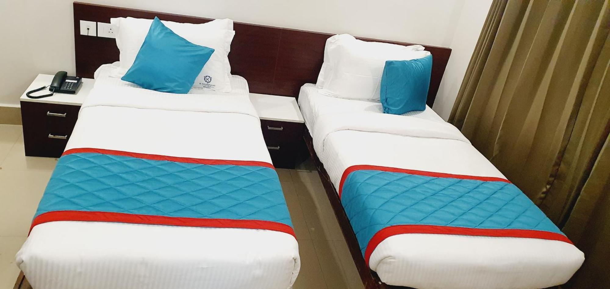 K Grandeur 3* Kochi