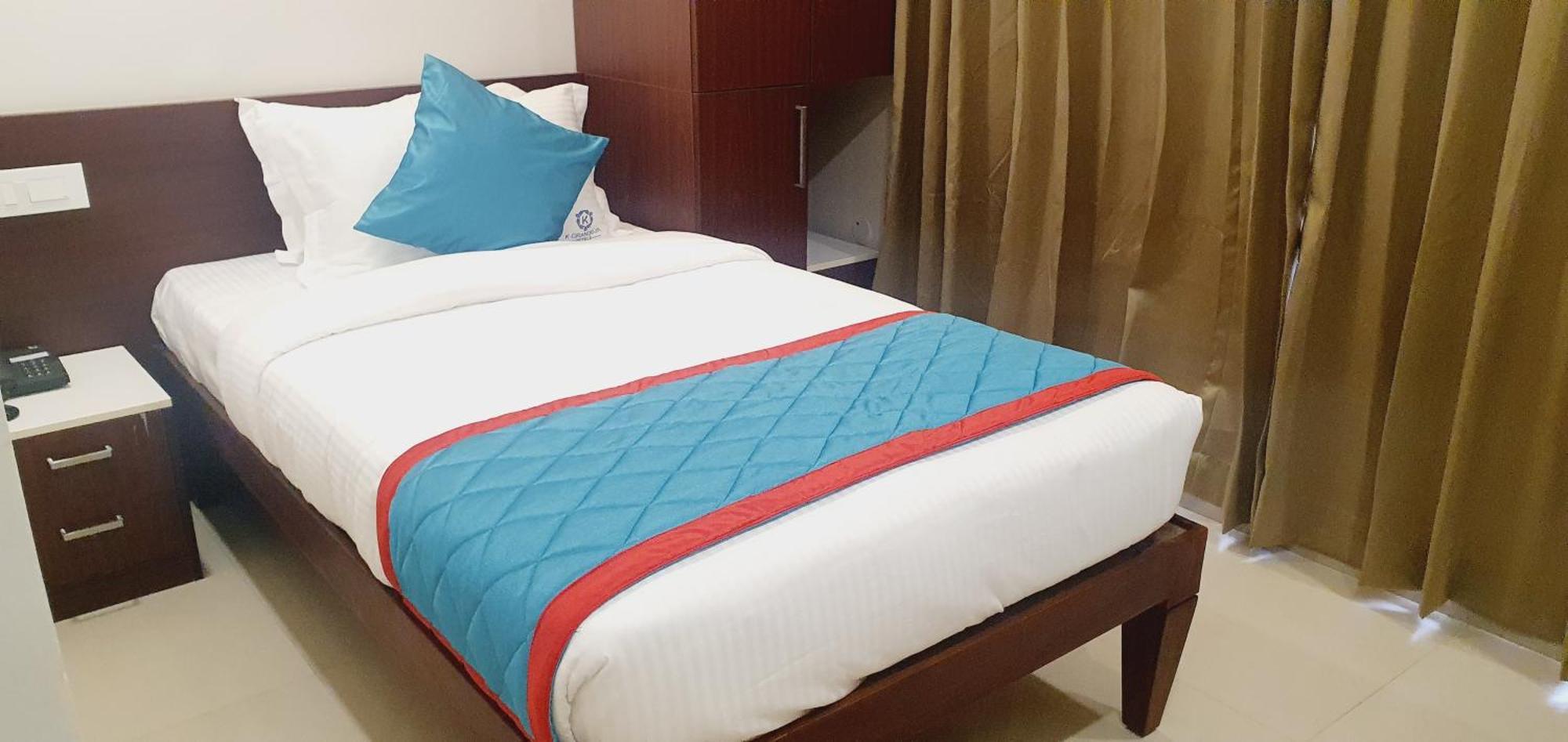 K Grandeur Hotel