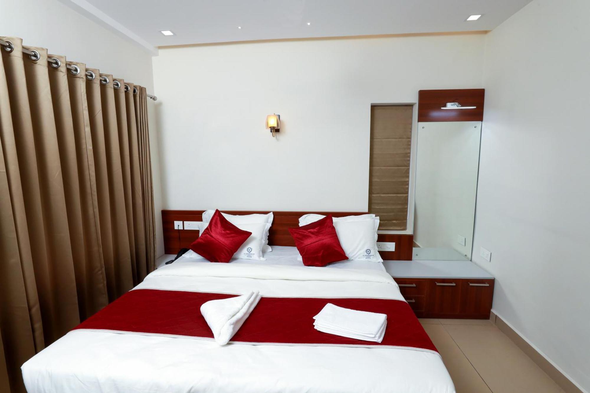 K Grandeur Hotel