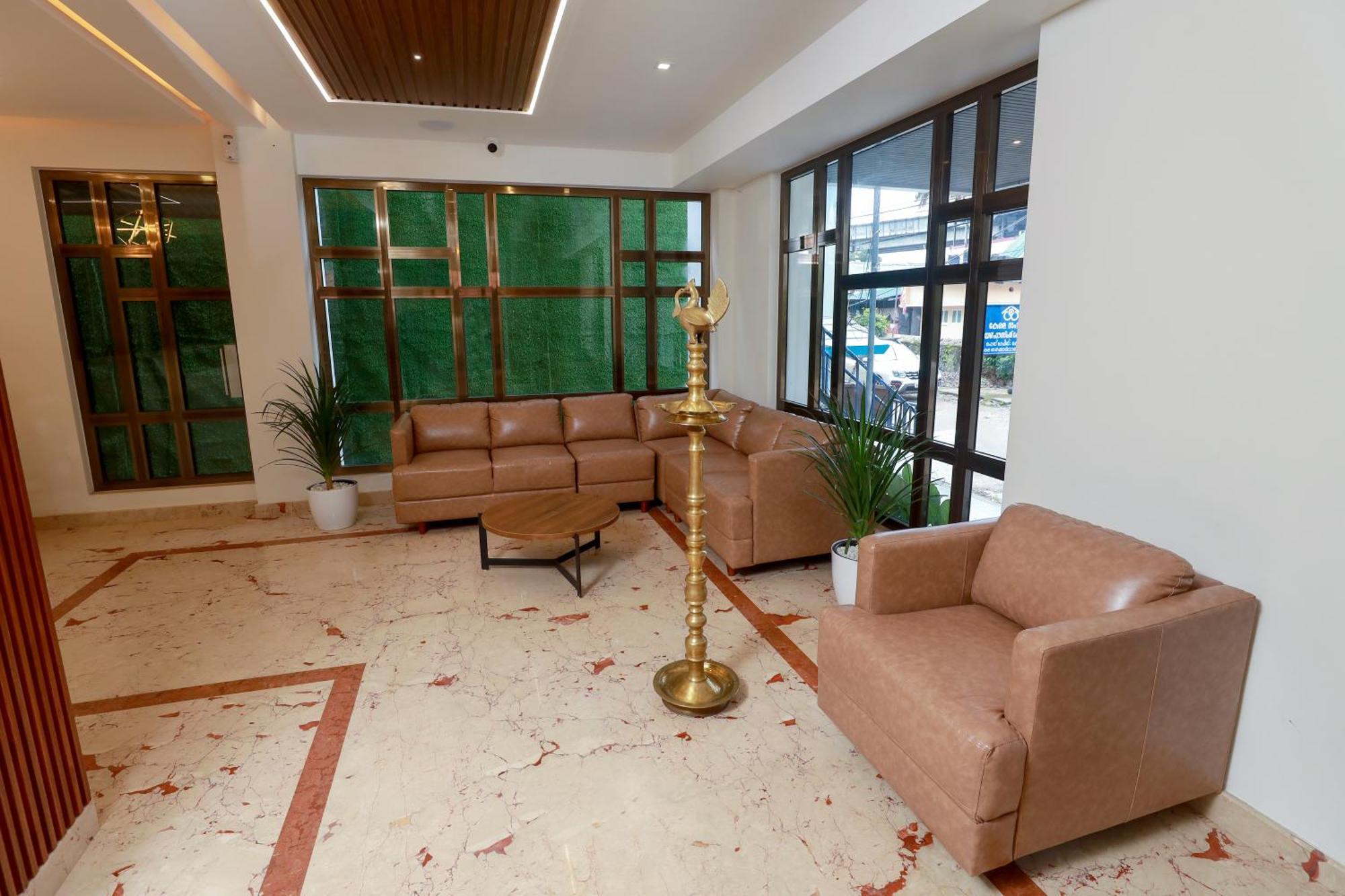 Hotel K Grandeur 3*