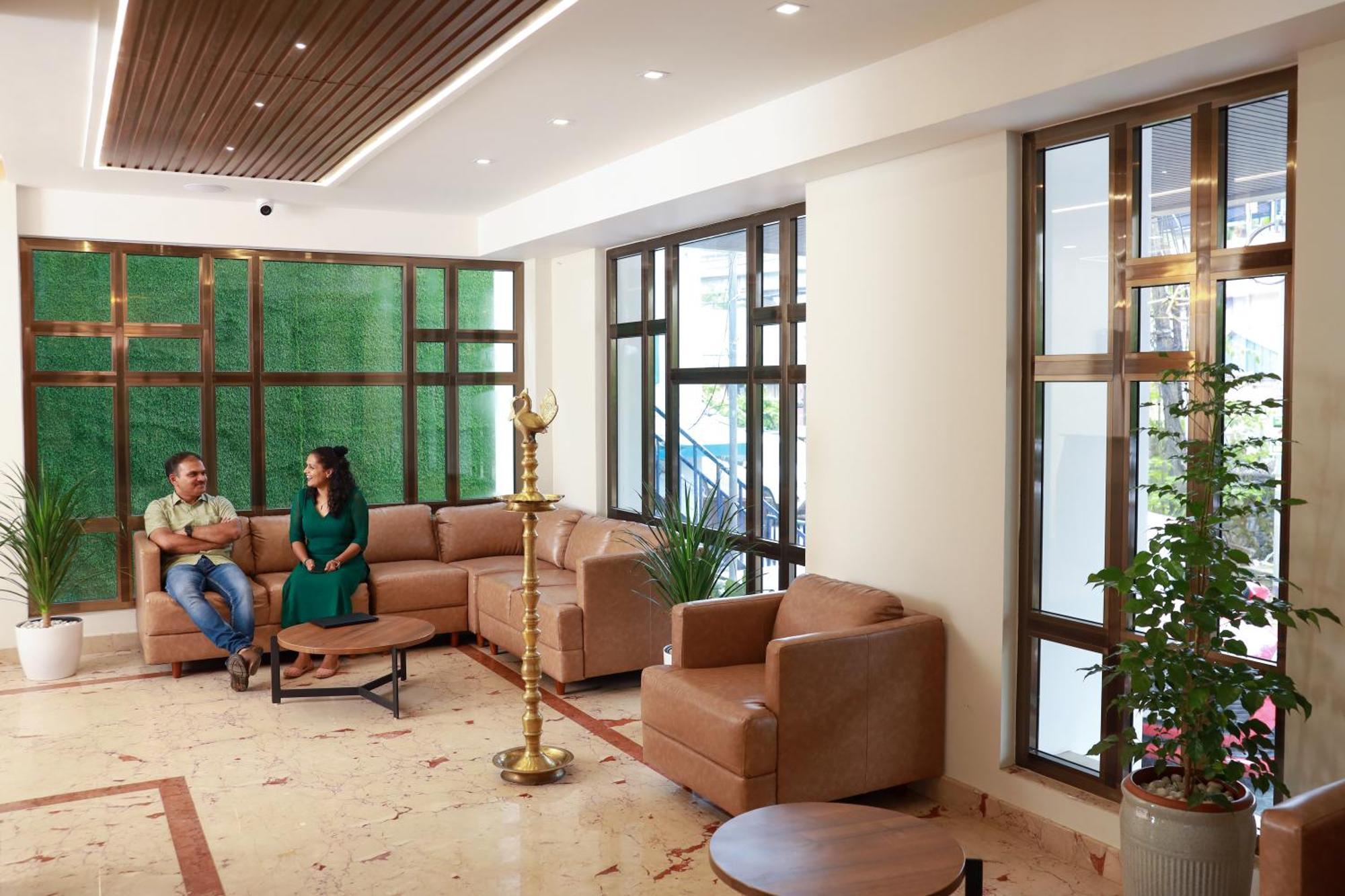 K Grandeur Hotel