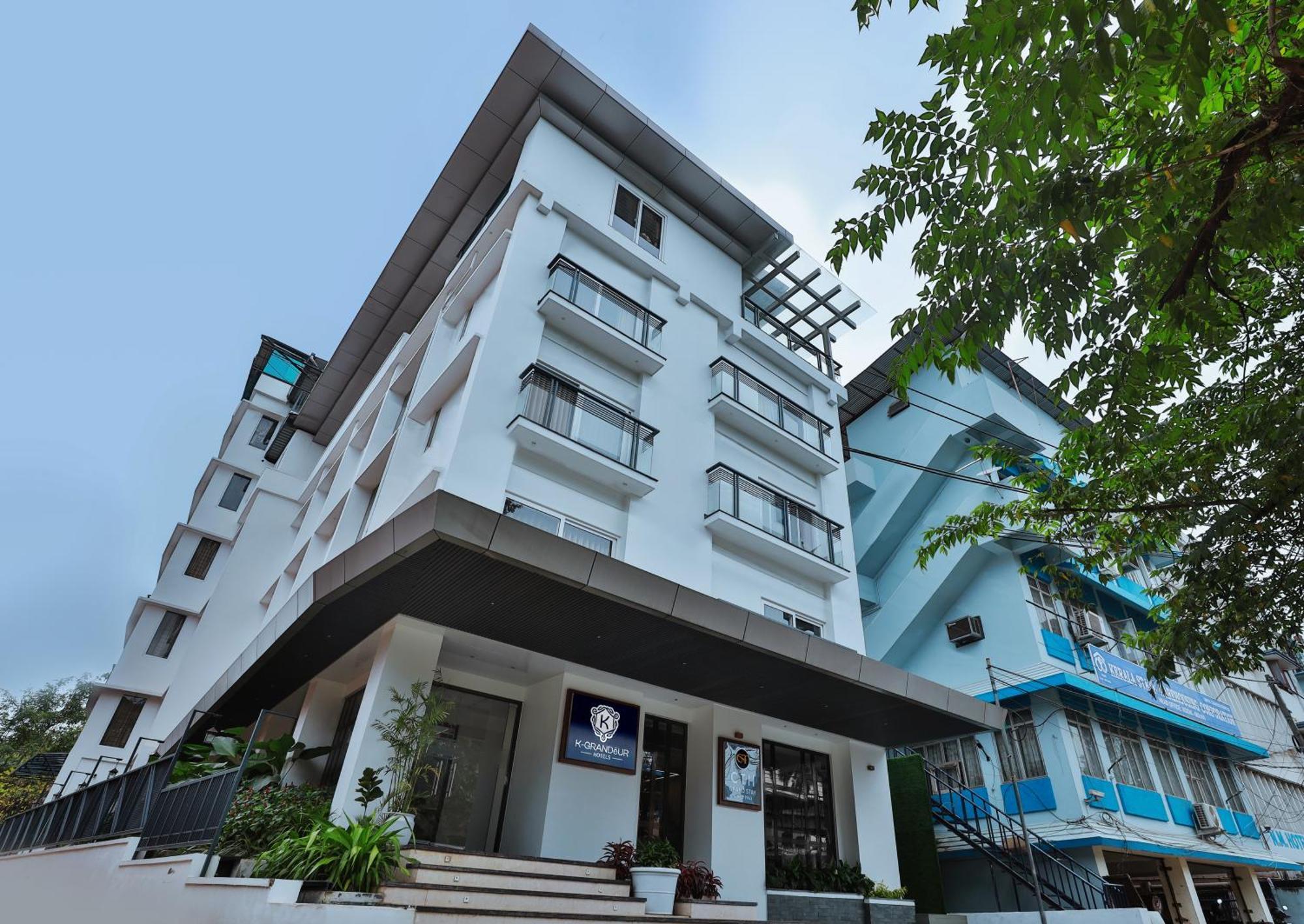 K Grandeur Hotel