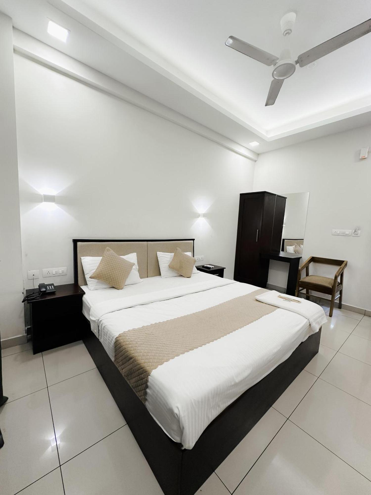 House 3* Kochi
