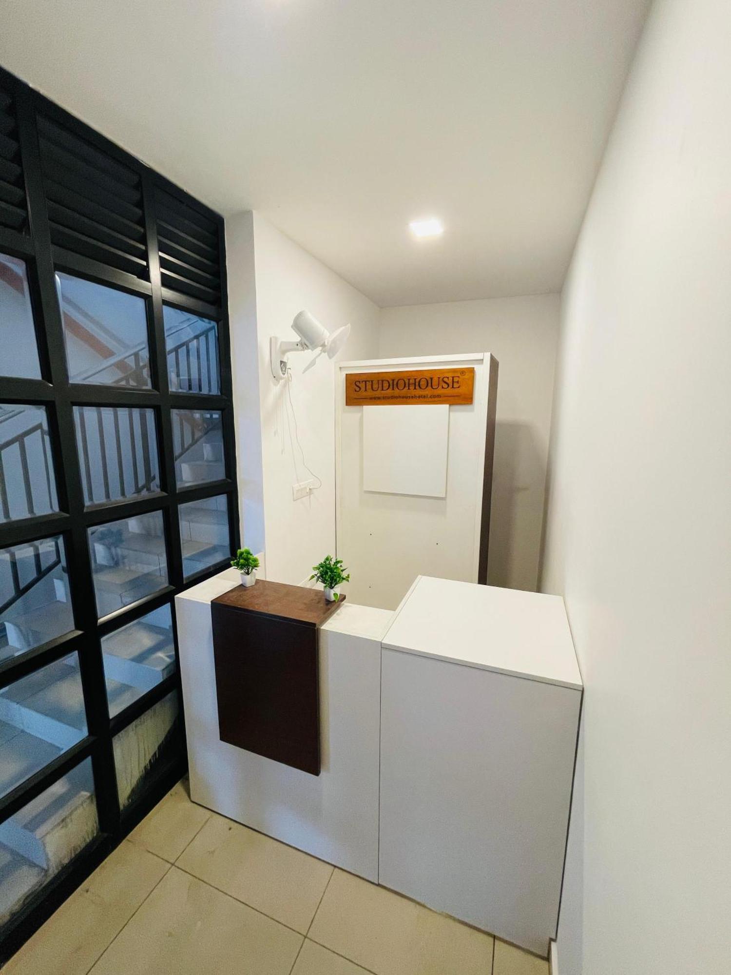 House 3*